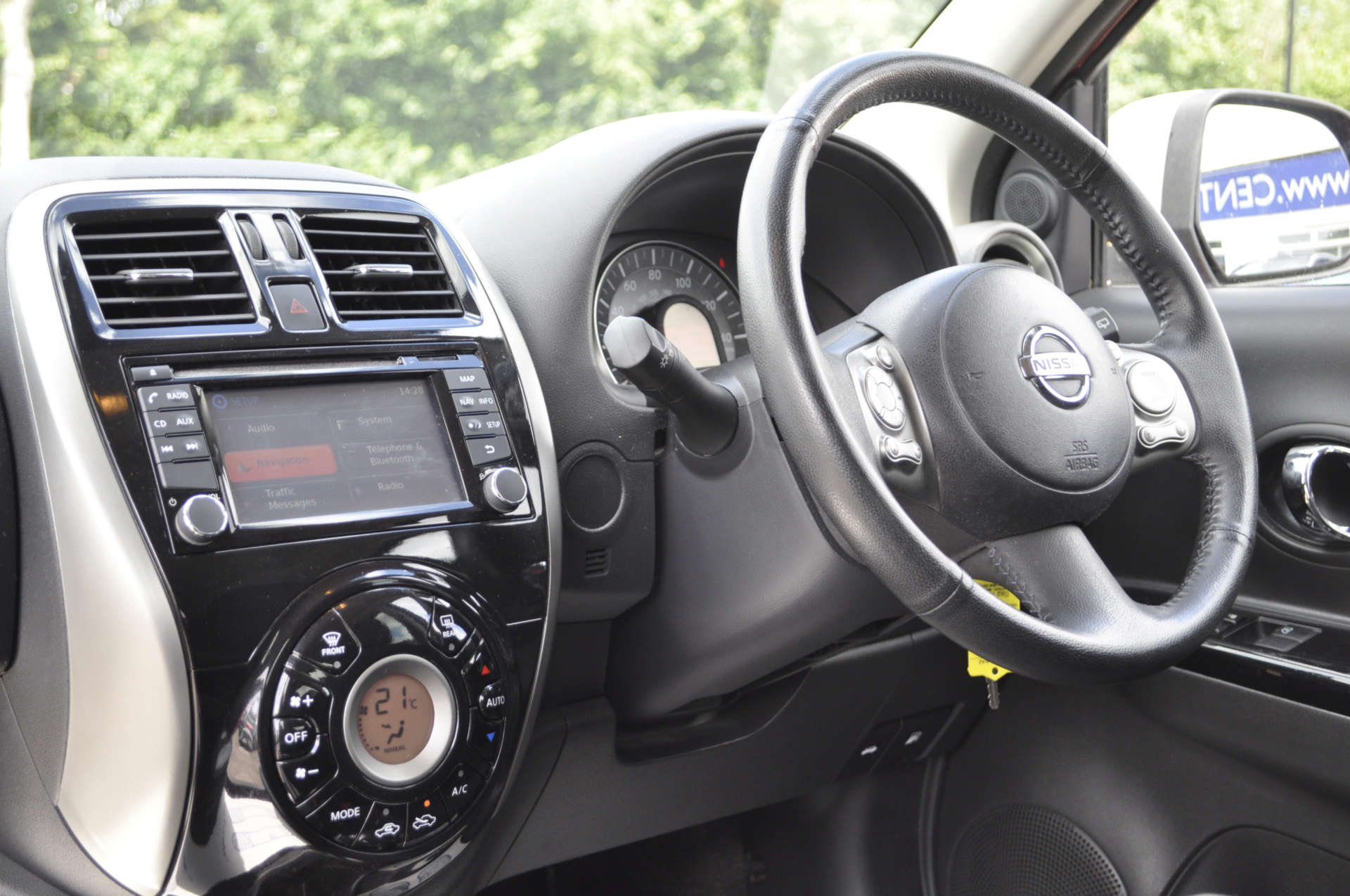 NISSAN MICRA 1.2 Micra N-Tec CVT 5dr #12