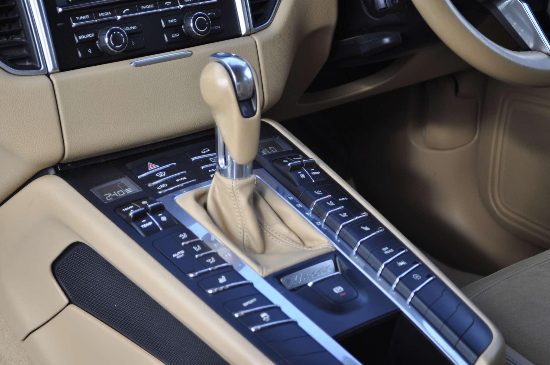 PORSCHE MACAN 3.0 Macan S D Semi-Auto 4WD 5dr #12