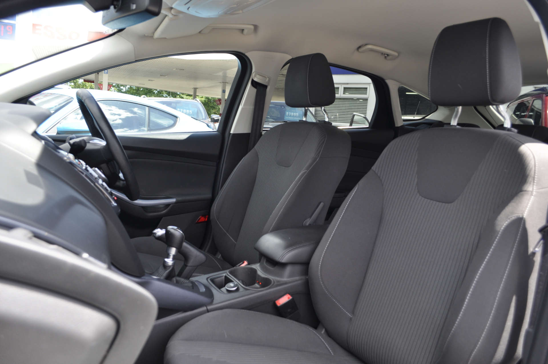 FORD FOCUS 1.0 Focus Titanium Navigator T 5dr #10
