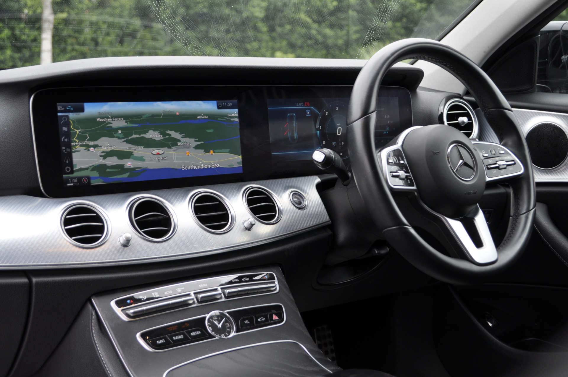 MERCEDES E200 #13