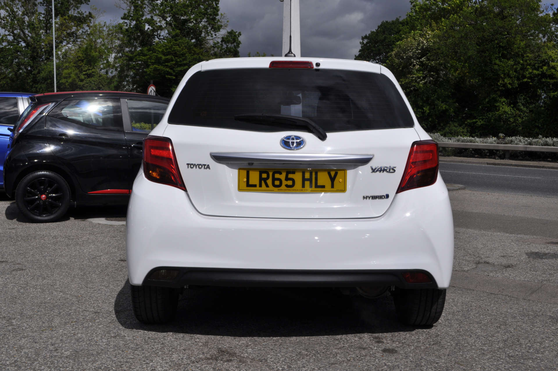 TOYOTA YARIS 1.5 Yaris Hybrid Excel CVT 5dr #1
