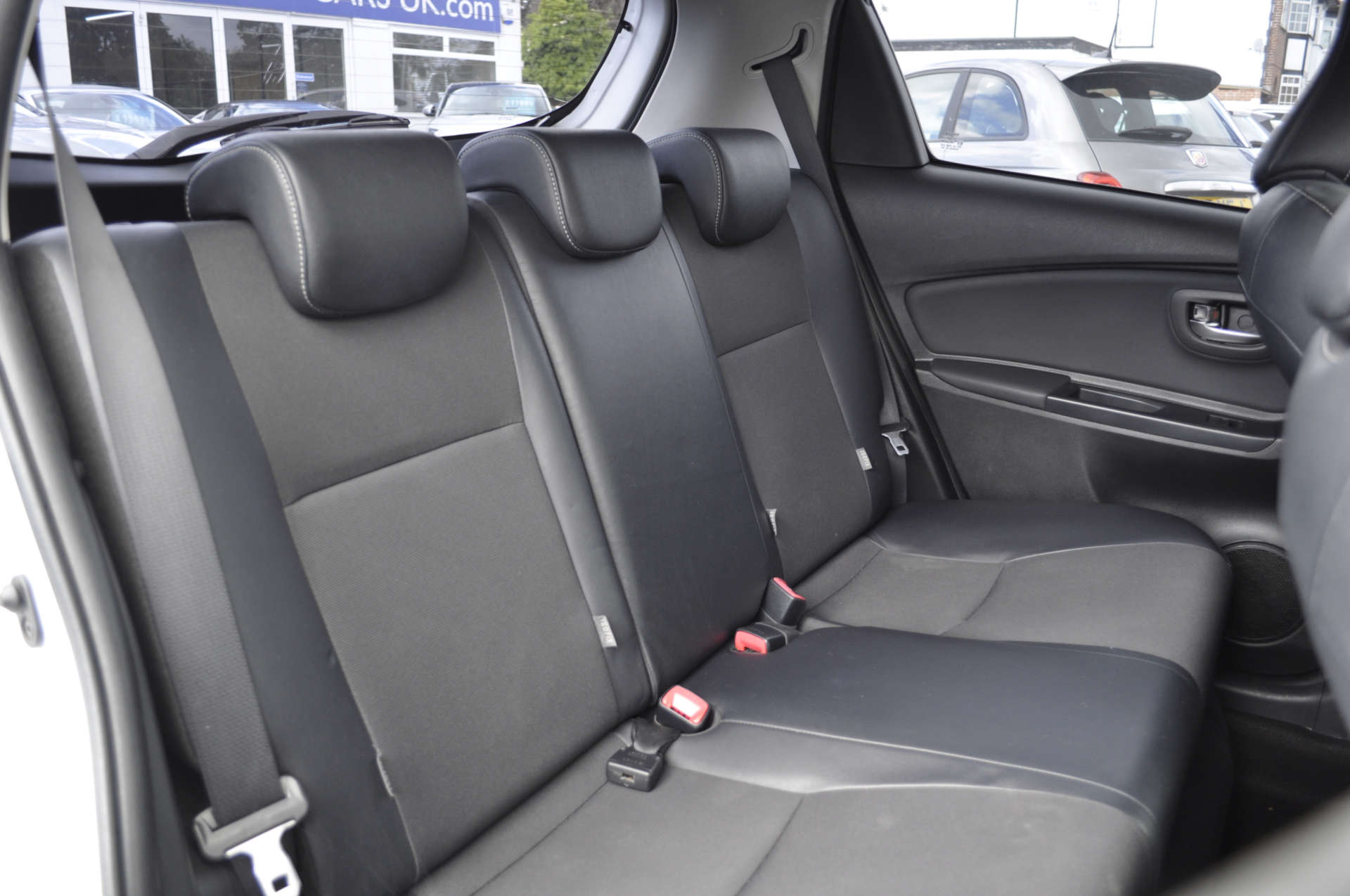 TOYOTA YARIS 1.5 Yaris Hybrid Excel CVT 5dr #10