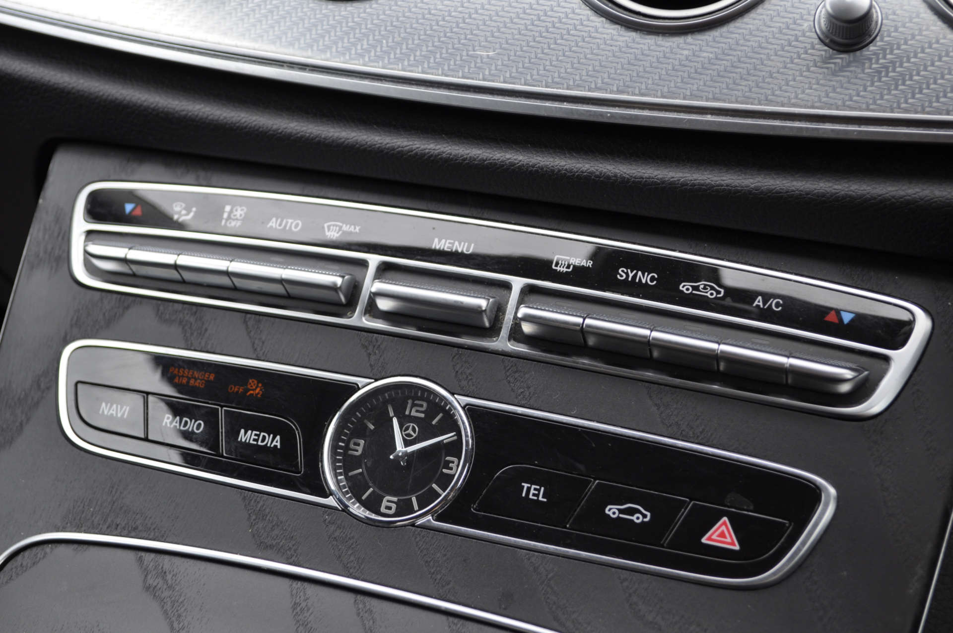 MERCEDES E200 #17