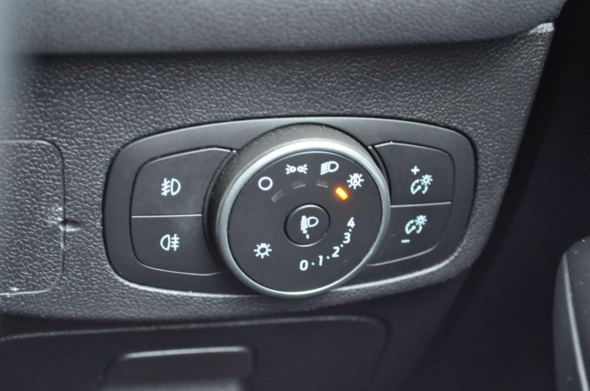 FORD FOCUS 1.0 Focus Titanium 5dr #20