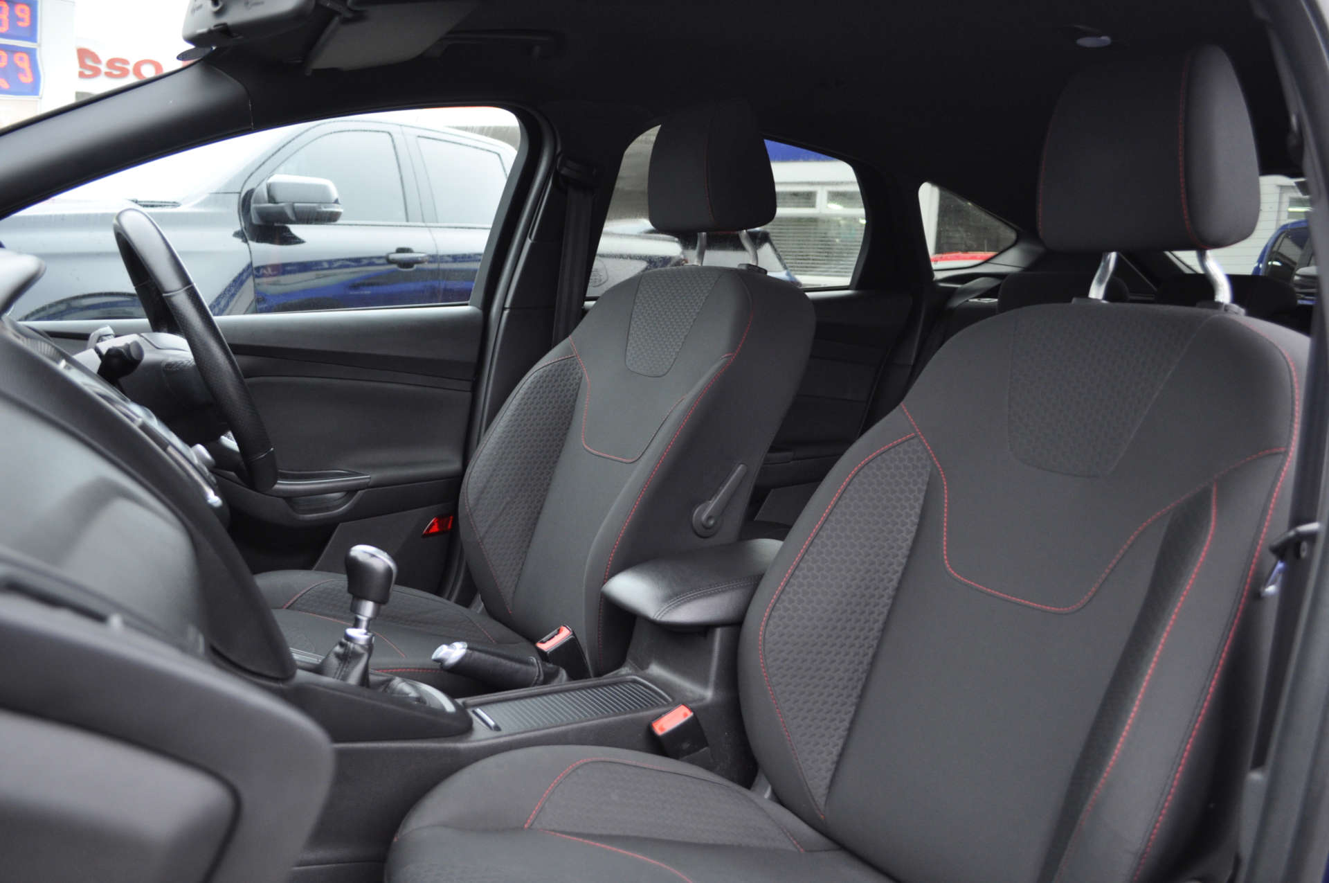 FORD FOCUS 1.0 Focus ST-Line 5dr #12