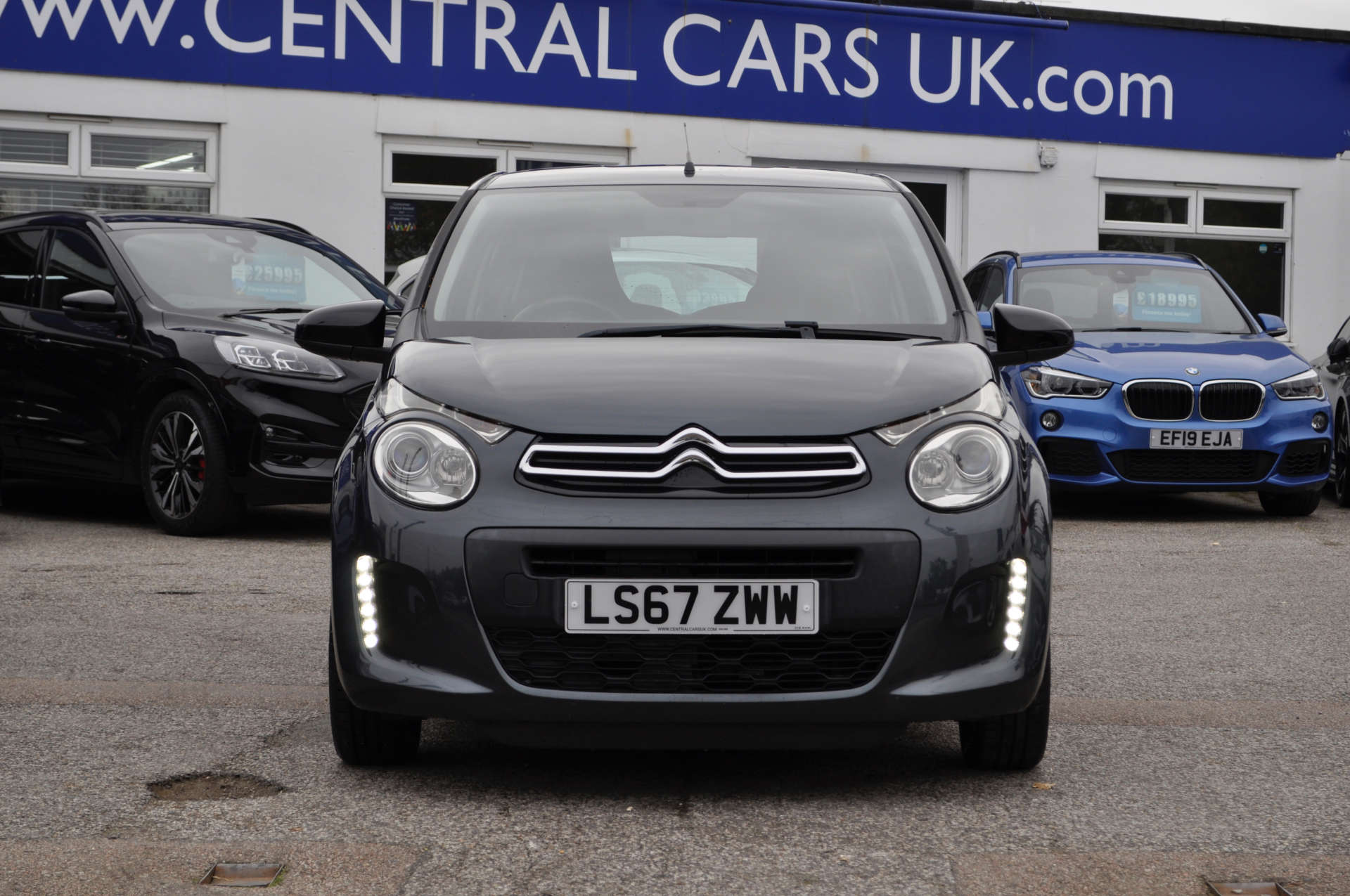 CITROEN C1 1.2 C1 Furio PureTech 3dr #2