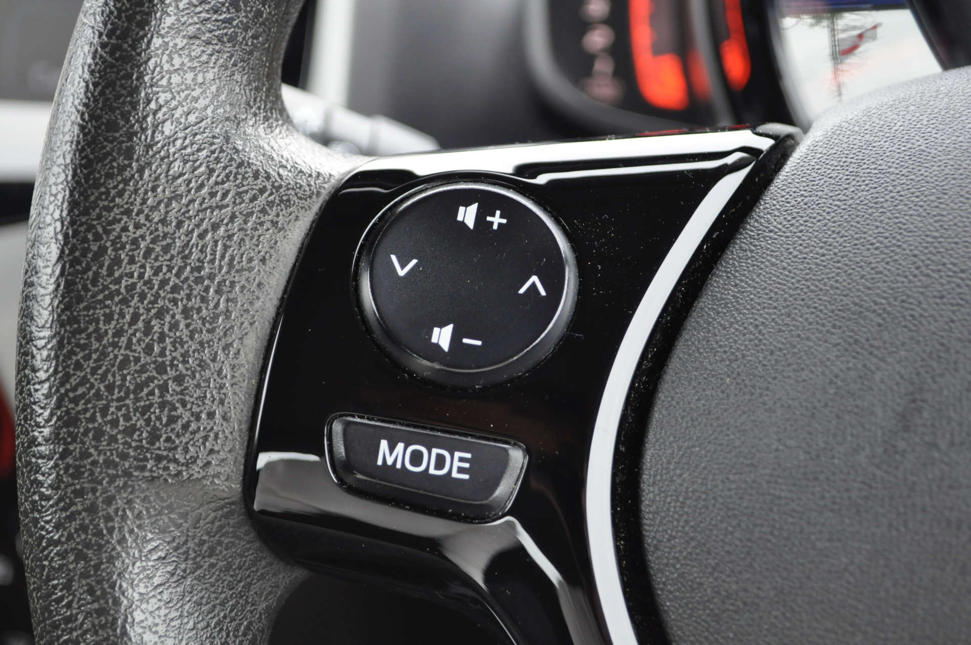 CITROEN C1 1.2 C1 Furio PureTech 3dr #14