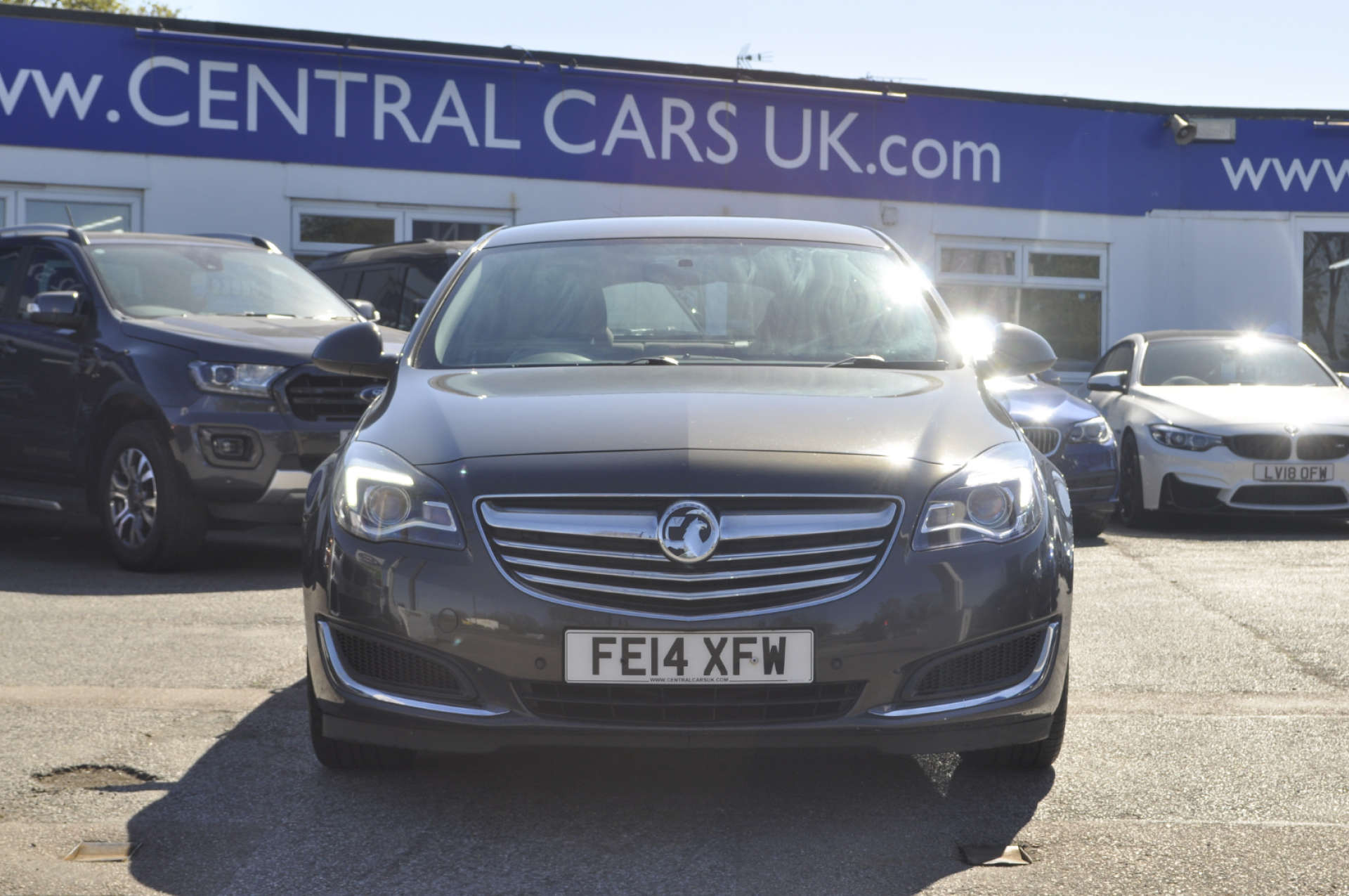 VAUXHALL INSIGNIA 2.0 Insignia Design CDTI Auto 5dr #2