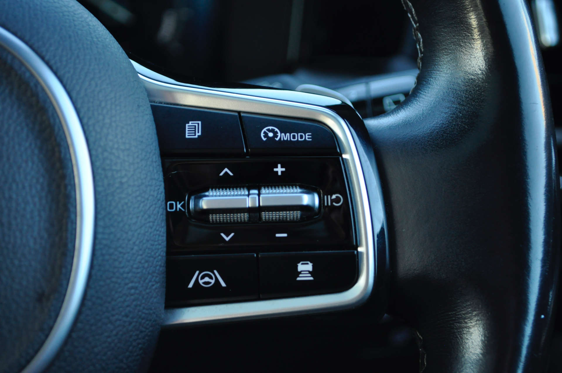 KIA SORENTO 1.6 Sorento 4 HEV AWD Auto 4WD 5dr #16