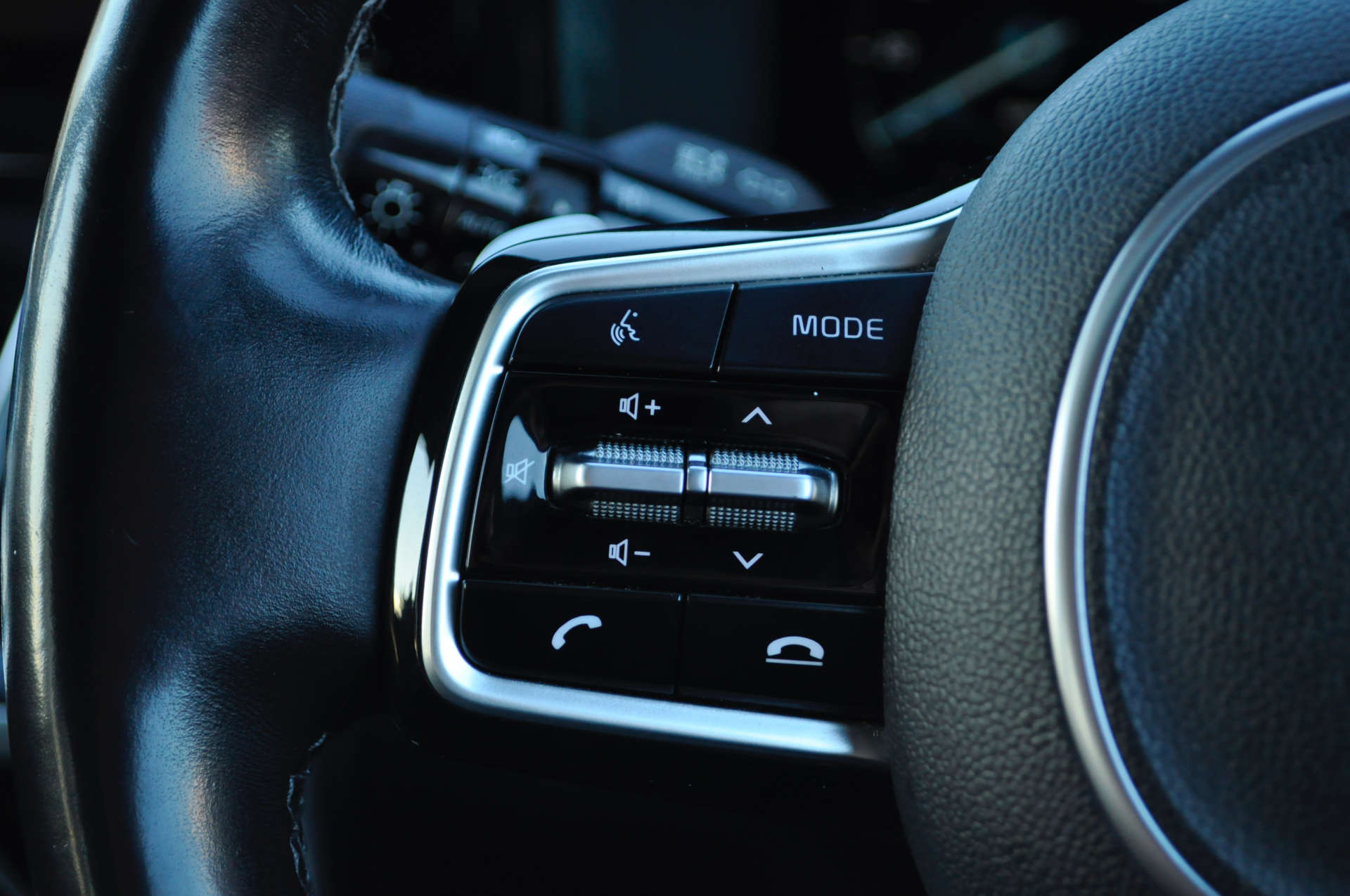 KIA SORENTO 1.6 Sorento 4 HEV AWD Auto 4WD 5dr #17