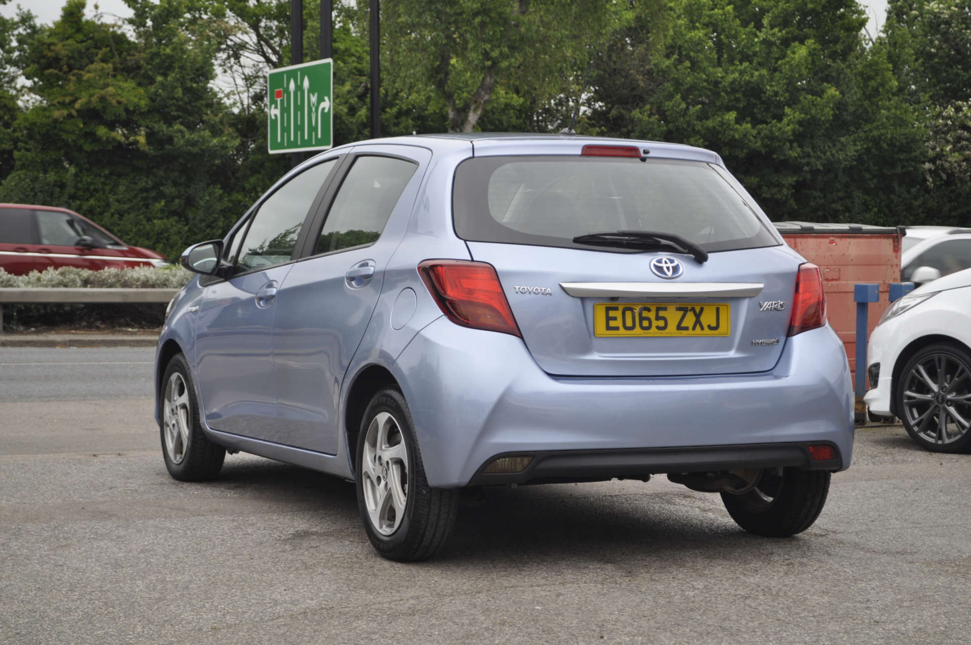 TOYOTA YARIS 1.5 Yaris Hybrid Icon CVT 5dr #4