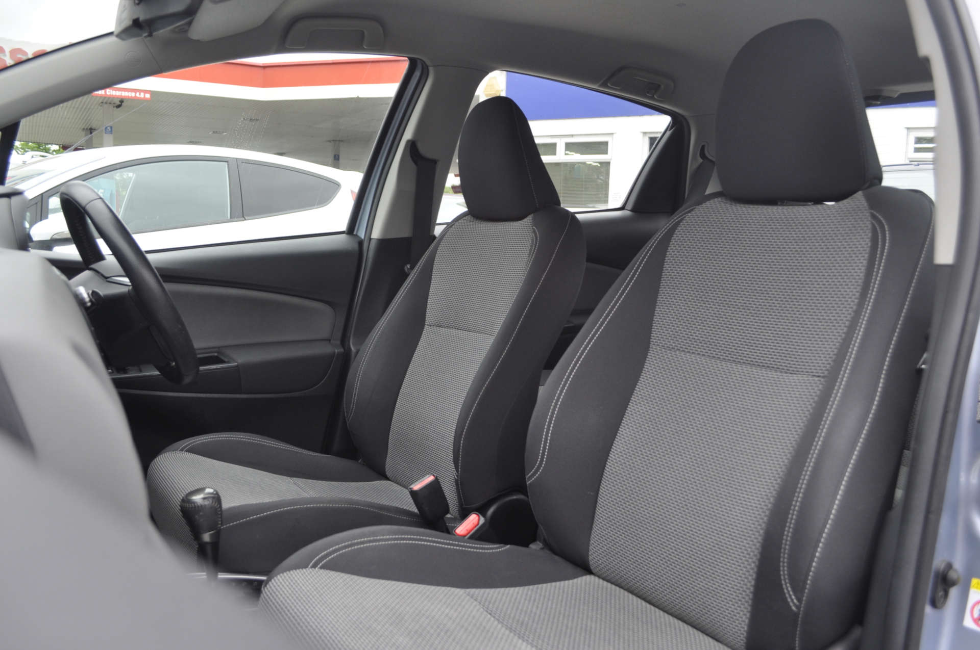 TOYOTA YARIS 1.5 Yaris Hybrid Icon CVT 5dr #10