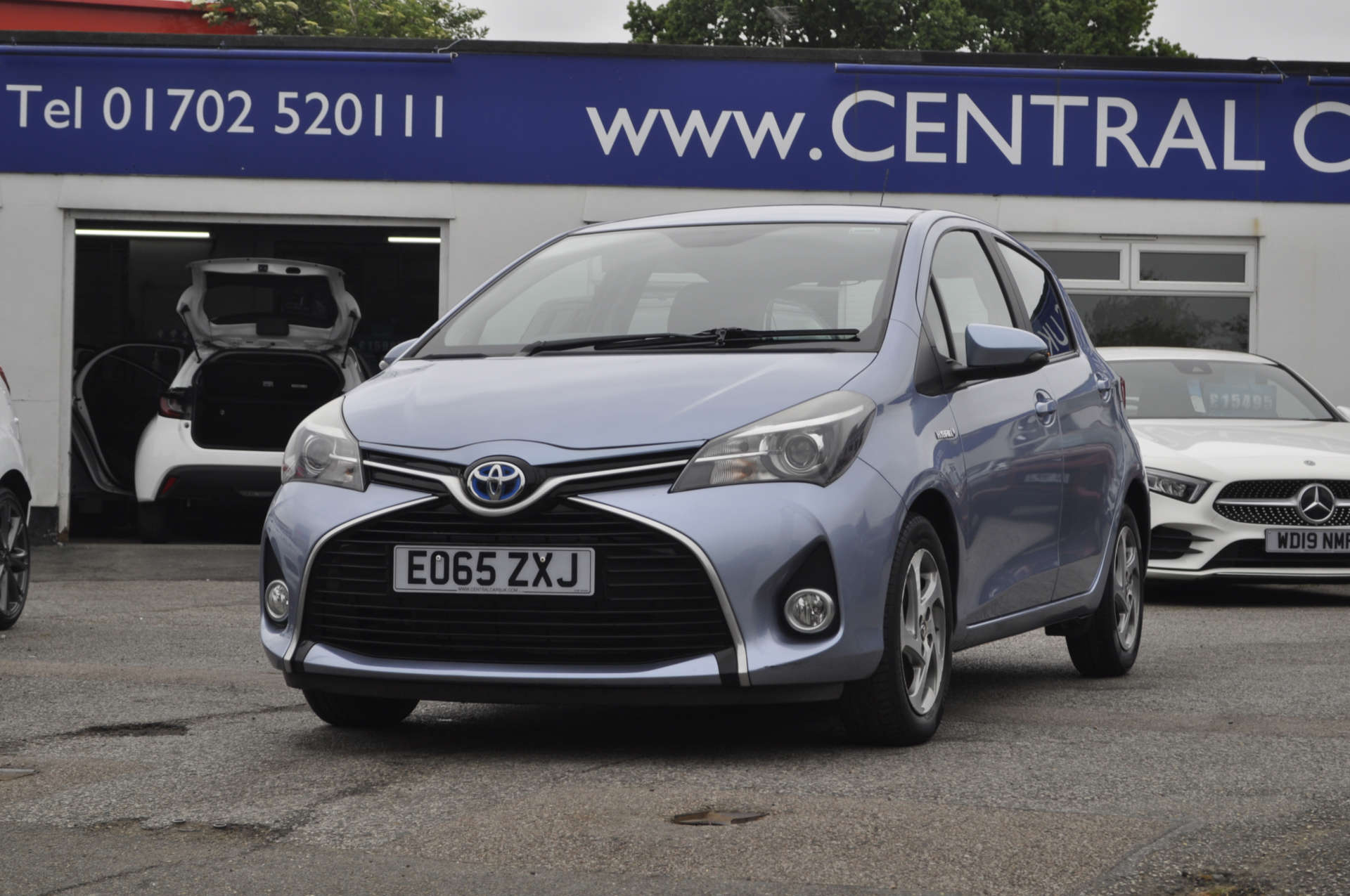TOYOTA YARIS 1.5 Yaris Hybrid Icon CVT 5dr #24