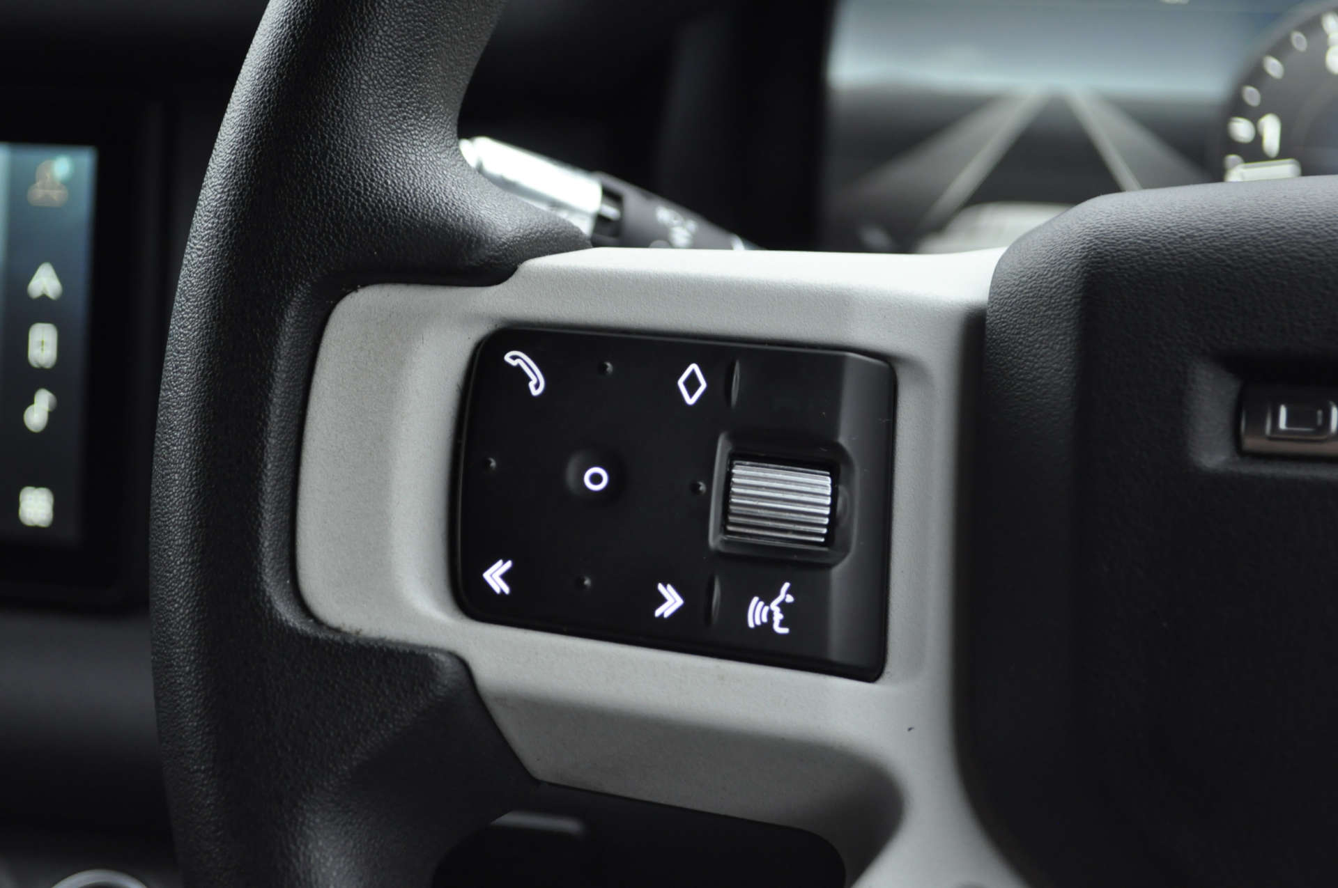 LAND ROVER DEFENDER 3.0 HARD TOP 4WD dr #17