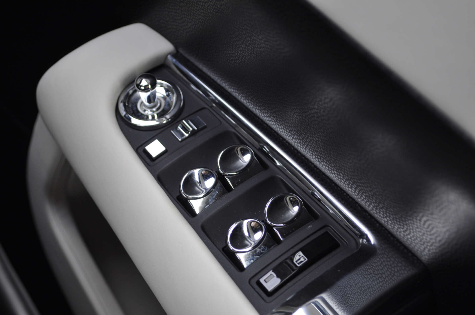 ROLLS ROYCE WRAITH 6.6 Wraith V12 Auto 2dr #23