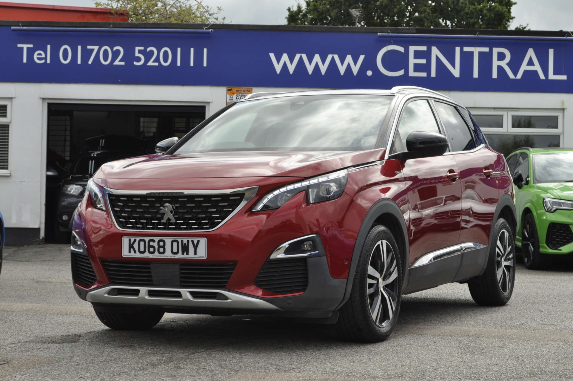 PEUGEOT 3008 1.5 3008 GT Line Blue HDi S/S Auto 5dr #3