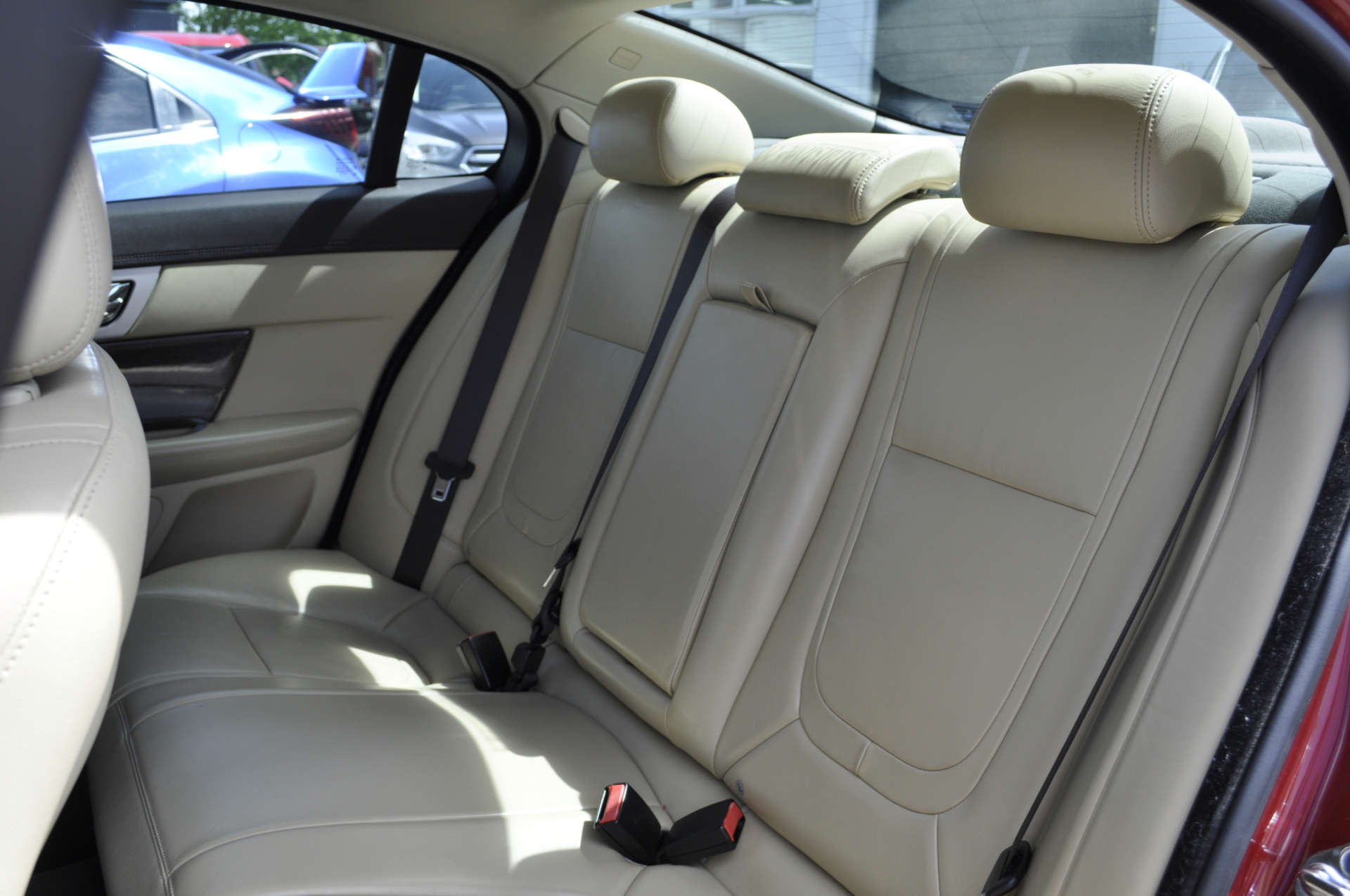 JAGUAR XF 2.2 XF Premium Luxury D Auto 4dr #11