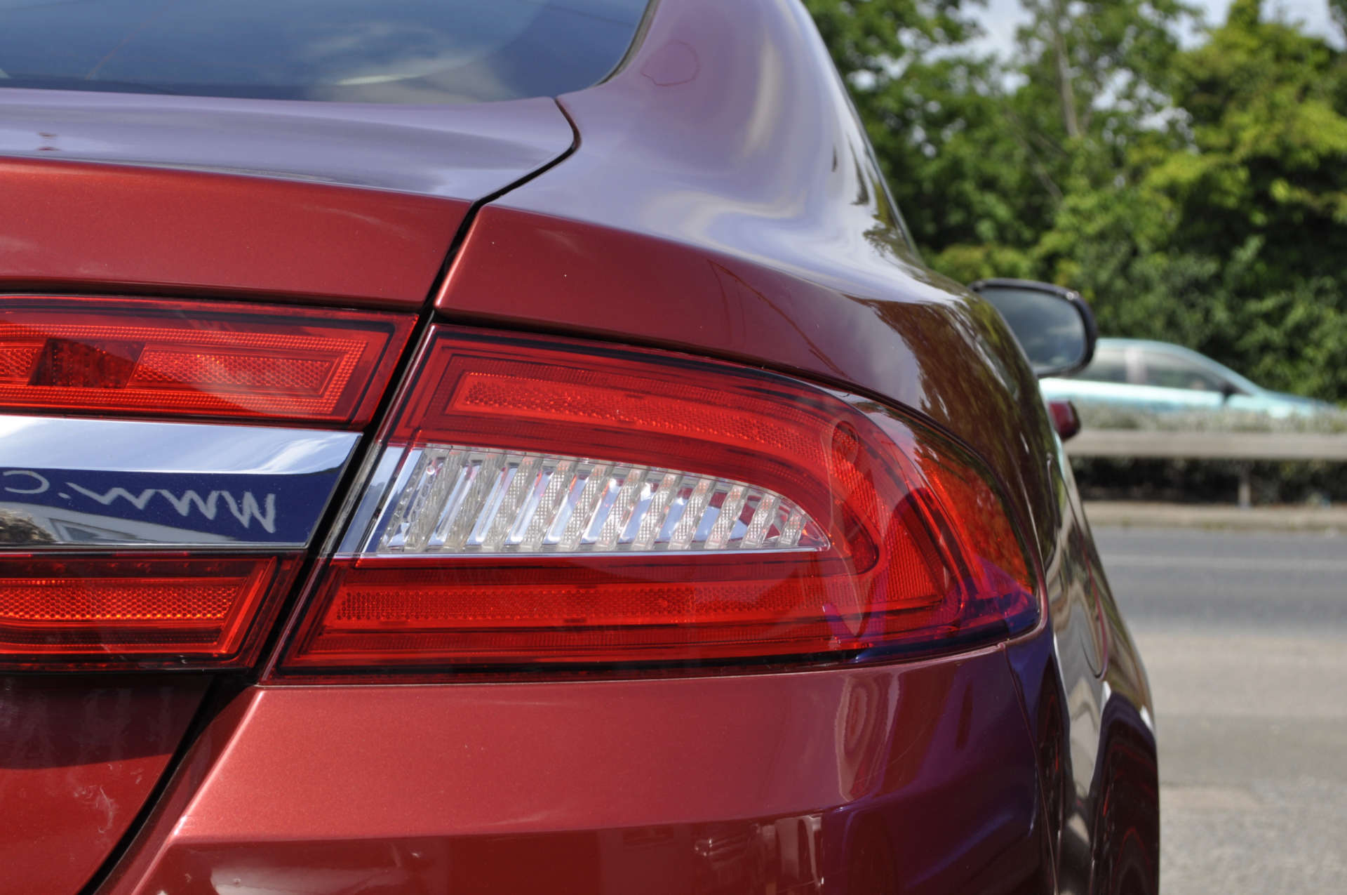 JAGUAR XF 2.2 XF Premium Luxury D Auto 4dr #23