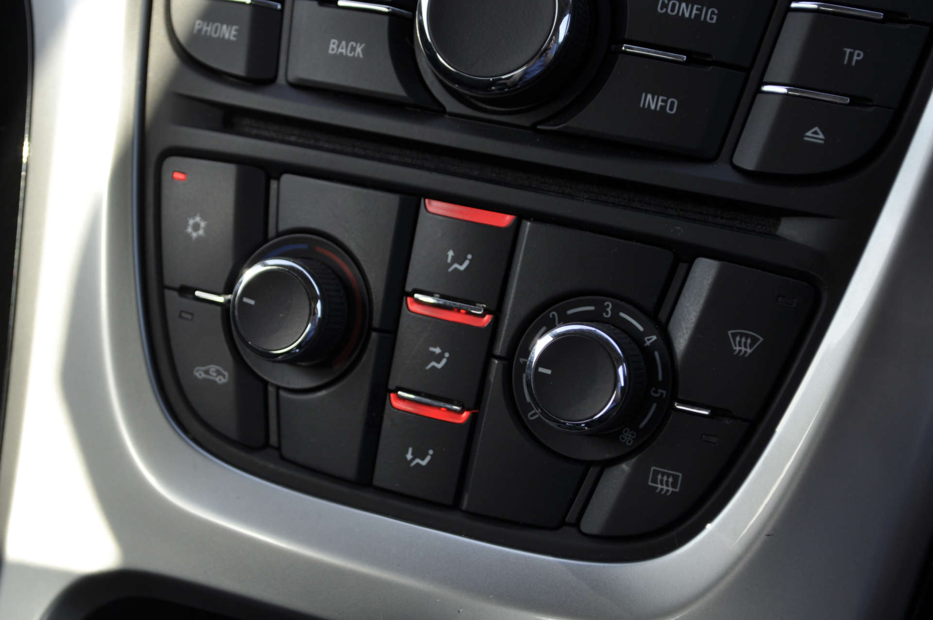 VAUXHALL ASTRA 1.6 Astra SRI 5dr #18