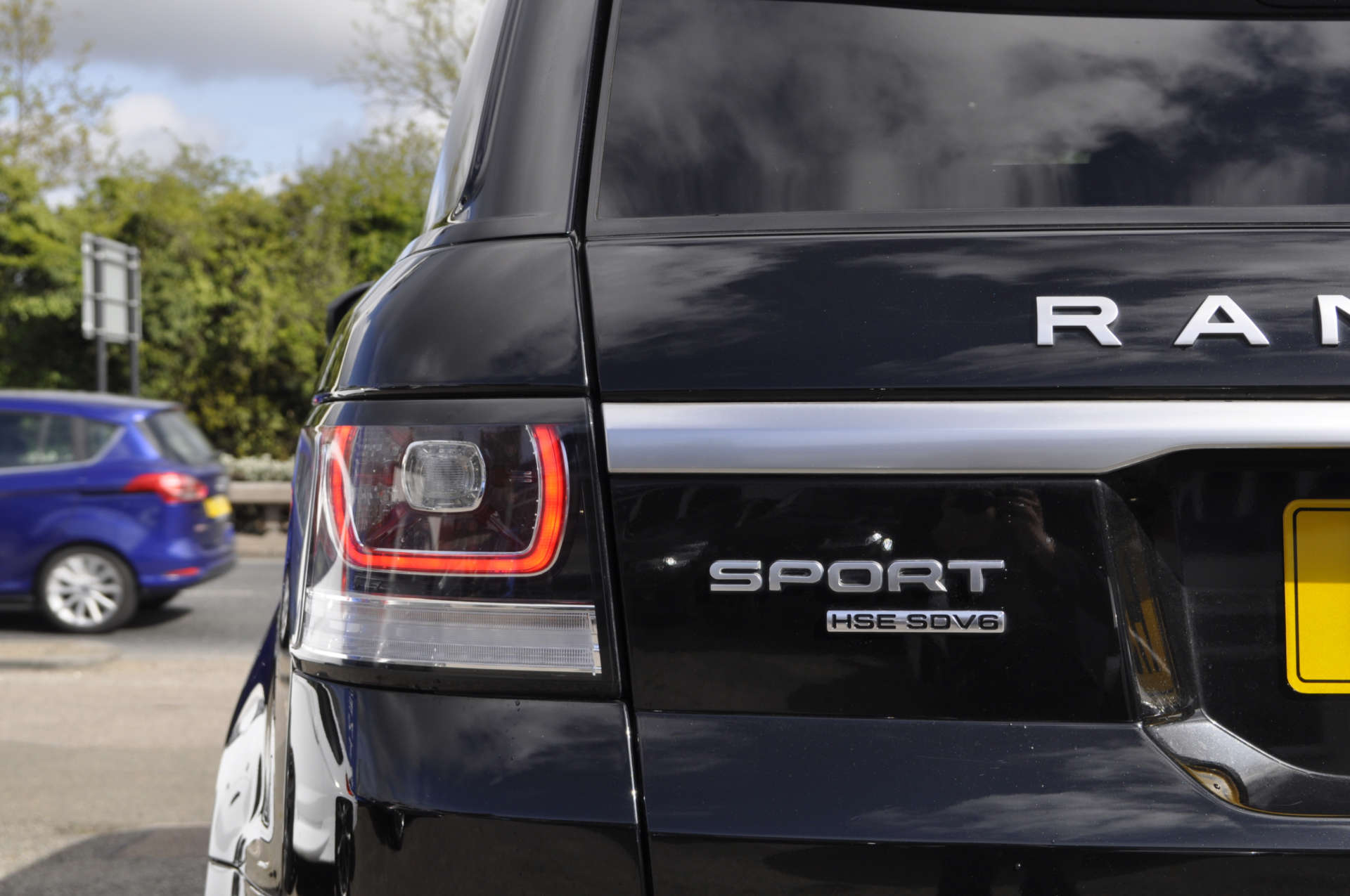 LAND ROVER RANGE ROVER SPORT 3.0 Range Rover Sport HSE SDV6 Auto 4WD 5dr #32
