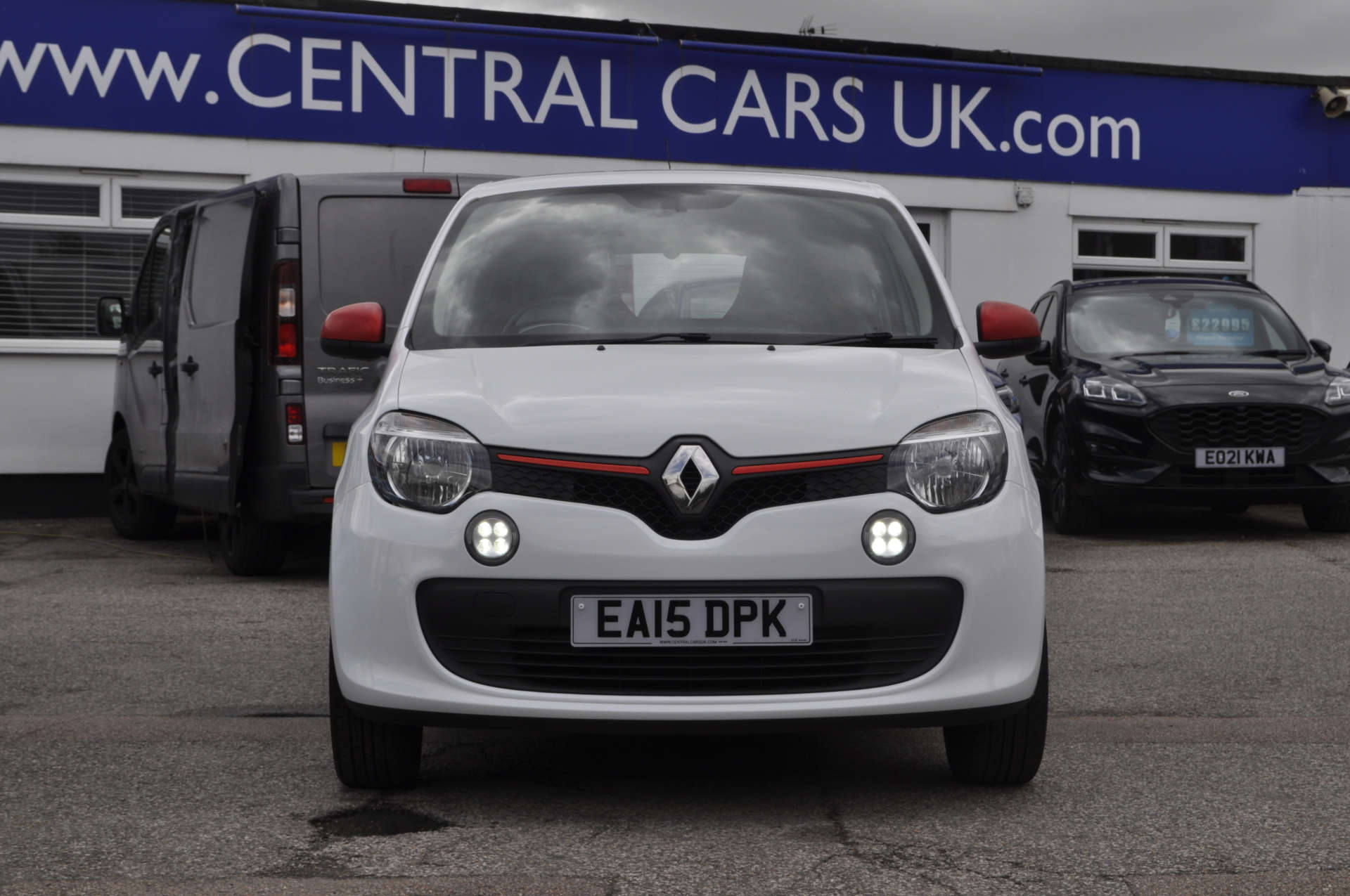 RENAULT TWINGO 1.0 Twingo Play SCe 5dr #2