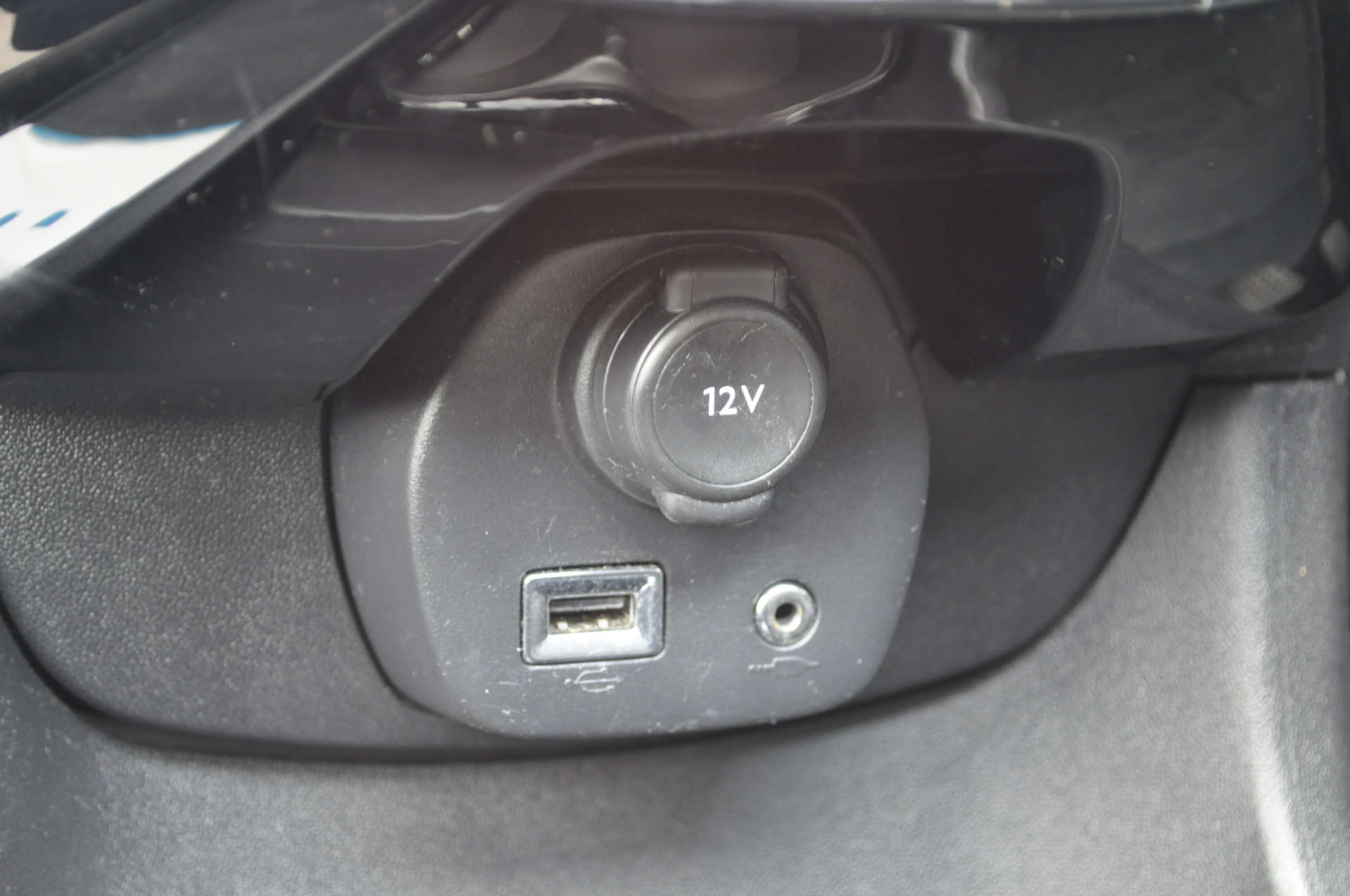 CITROEN C1 1.2 C1 Airscape Flair PureTech 5dr #13