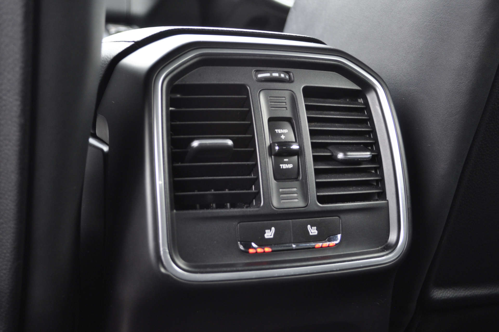 PORSCHE MACAN 3.0 Macan S D Semi-Auto 4WD 5dr #13
