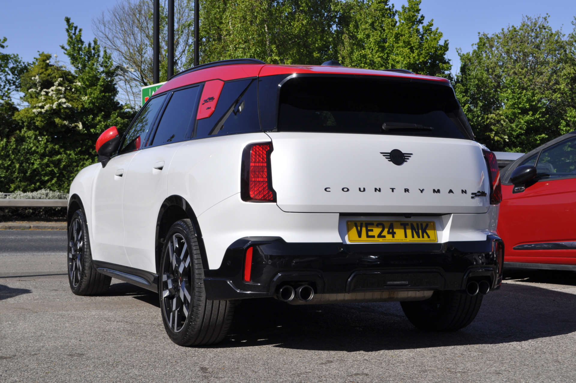 MINI COUNTRYMAN 2.0 Countryman John Cooper Works Auto 4WD 5dr #39