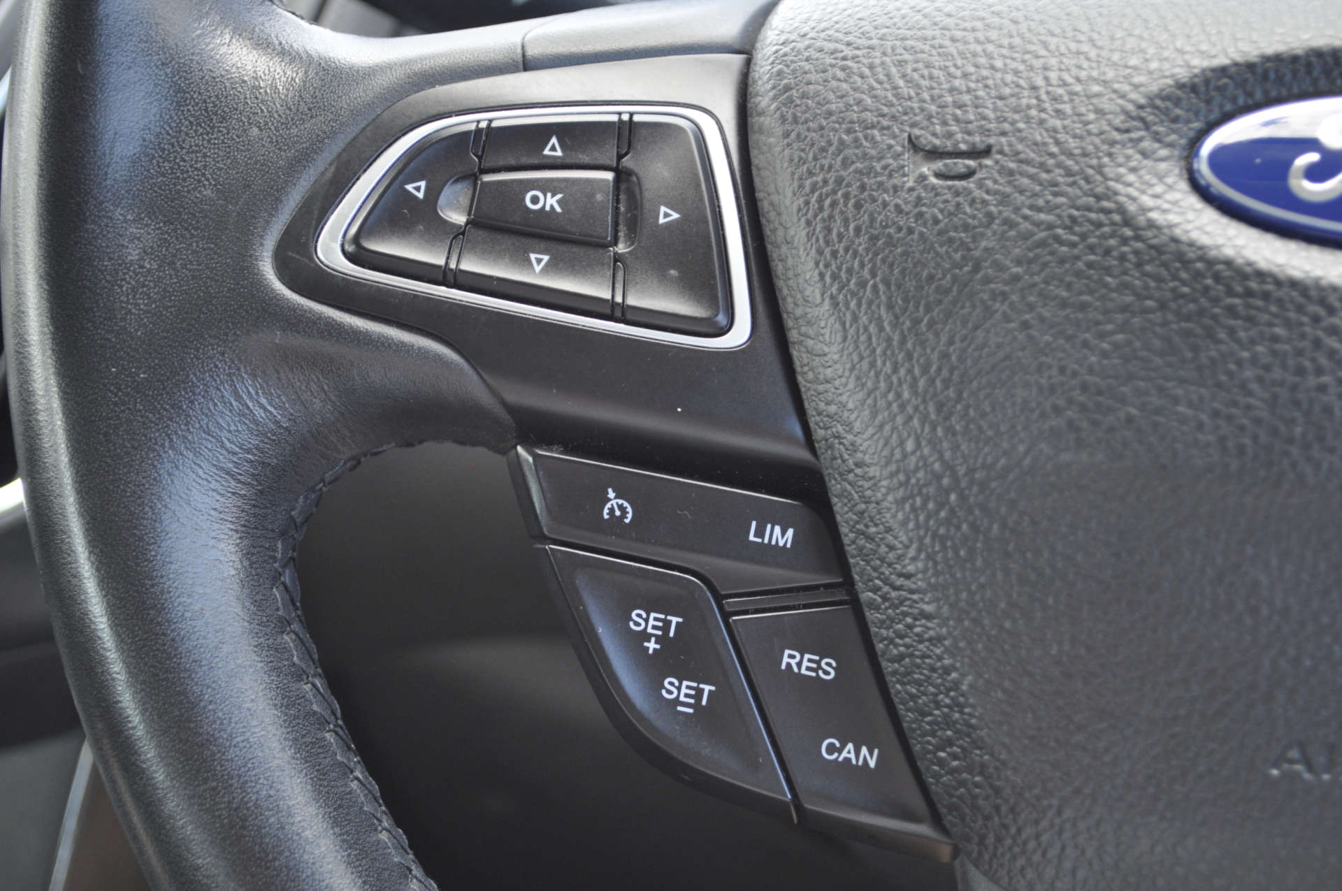 FORD FOCUS 1.0 Focus Titanium 5dr #13
