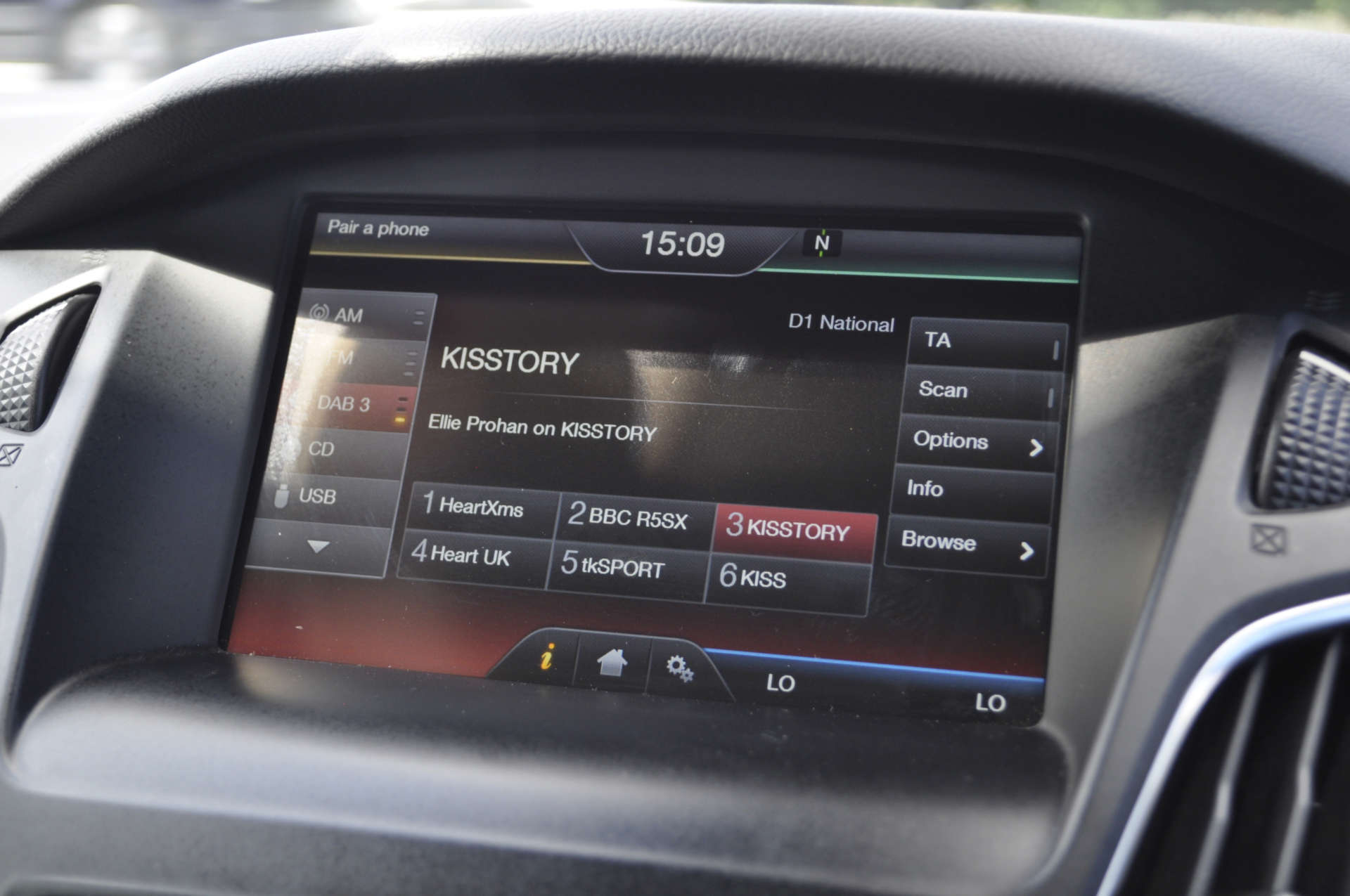 FORD FOCUS 1.0 Focus Titanium 5dr #15