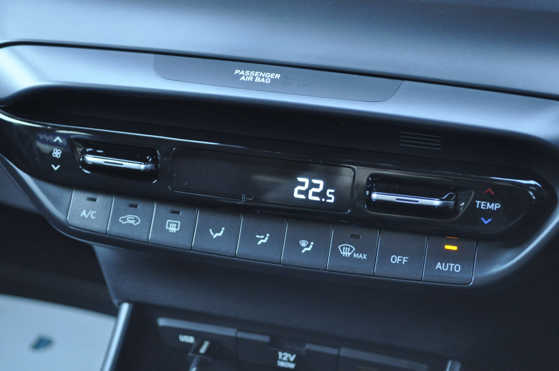 HYUNDAI I20 1.0 i20 Premium MHEV TGDi Auto 5dr #20