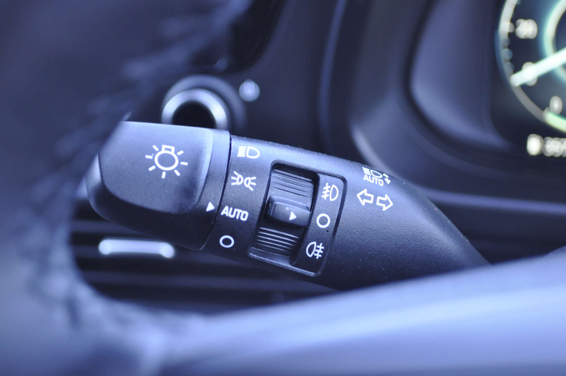 HYUNDAI I20 1.0 i20 Premium MHEV TGDi Auto 5dr #25