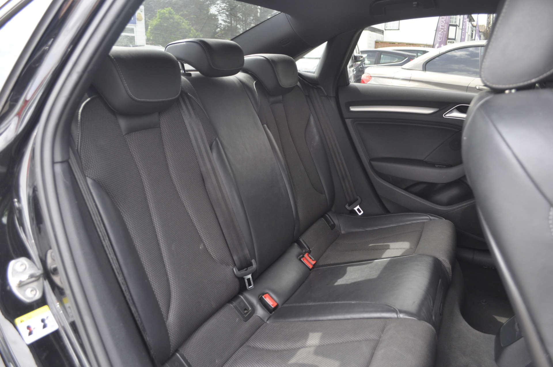 AUDI A3 1.5 3 S Line Black Edition TFSI S-A 4dr #8