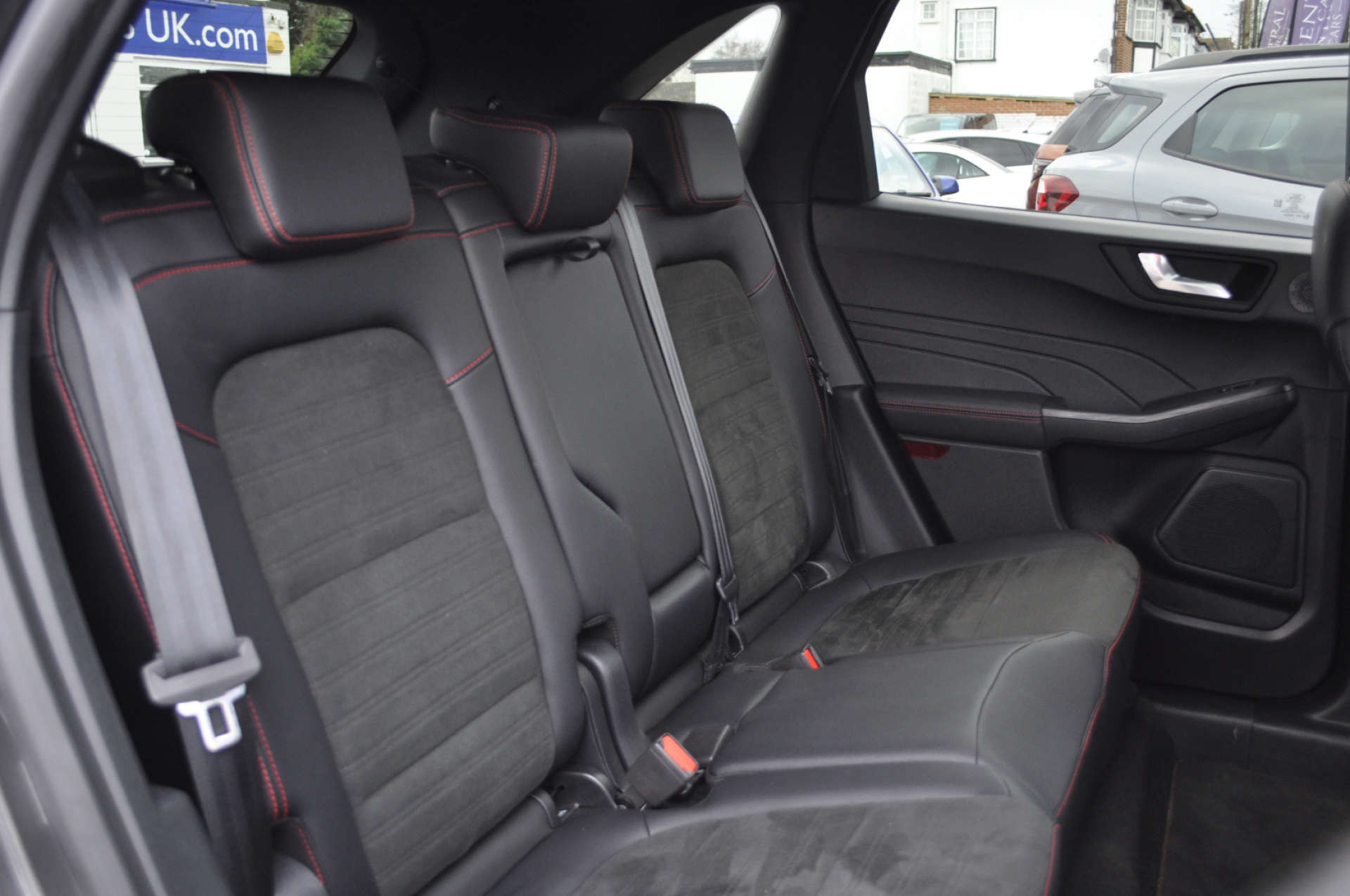 FORD KUGA 2.5 Kuga ST-Line X Edition PHEV CVT 5dr #8