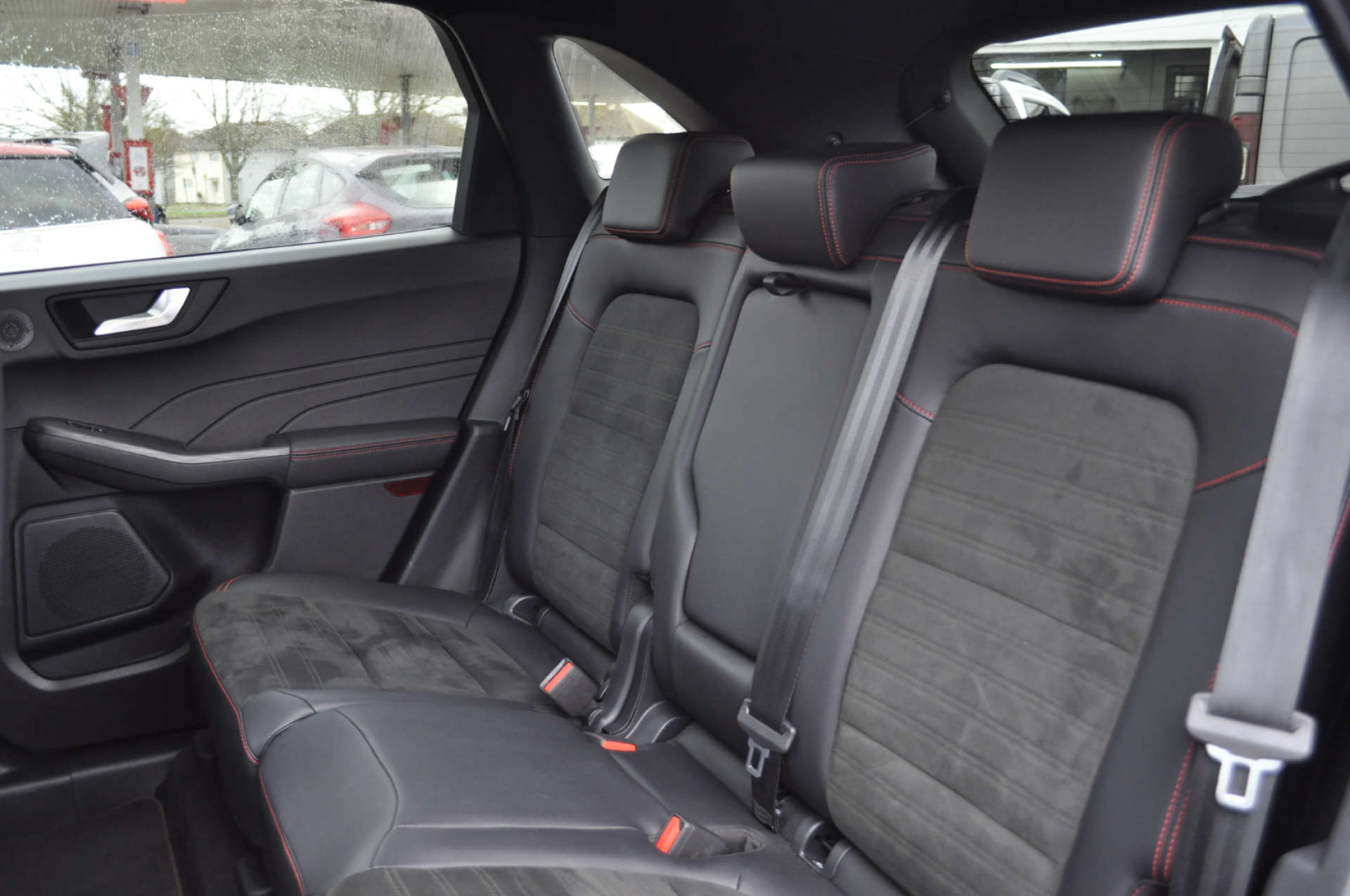 FORD KUGA 2.5 Kuga ST-Line X Edition PHEV CVT 5dr #10