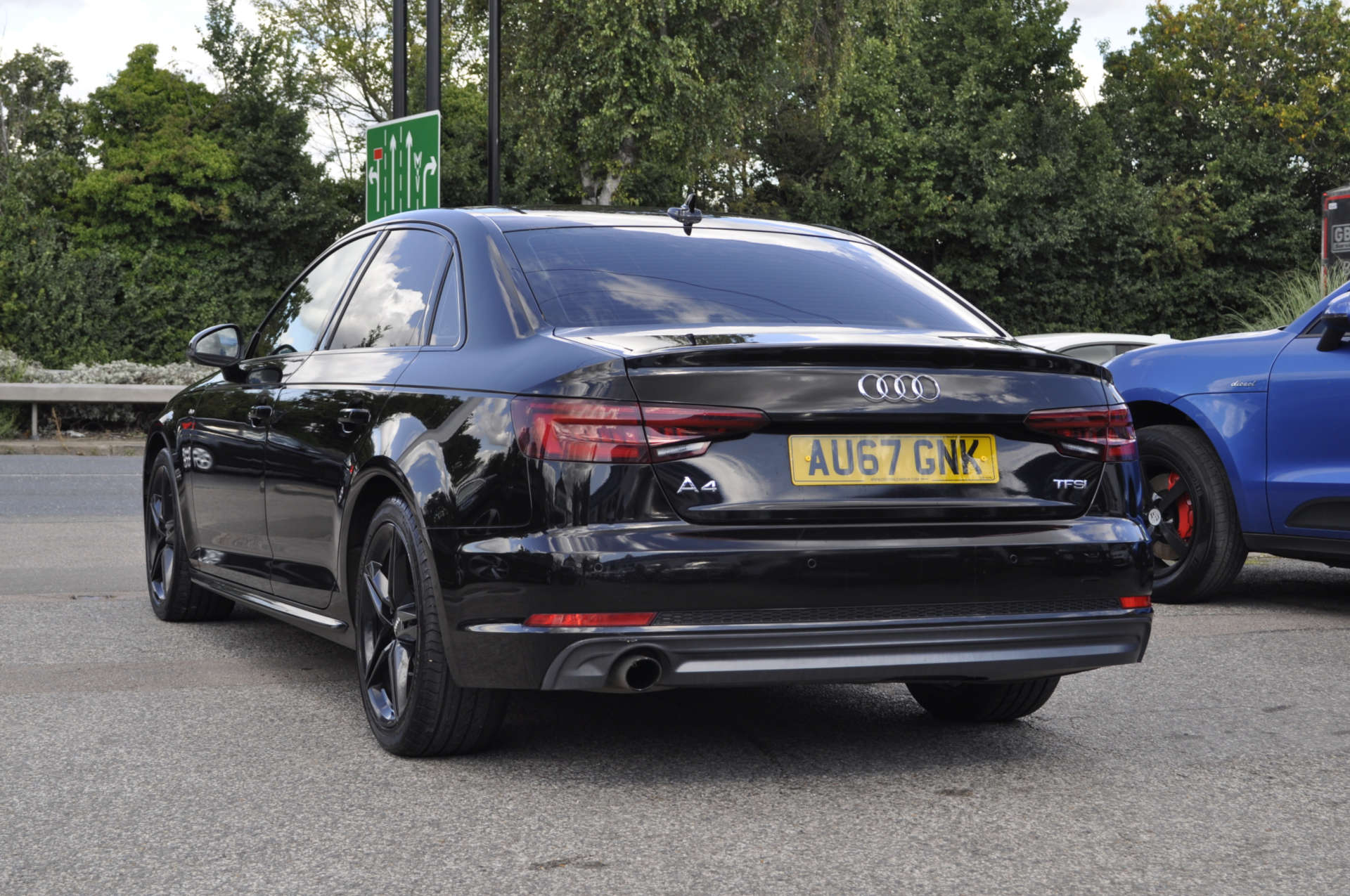 AUDI A4 1.4 A4 S Line TFSI Semi-Auto 4dr #4