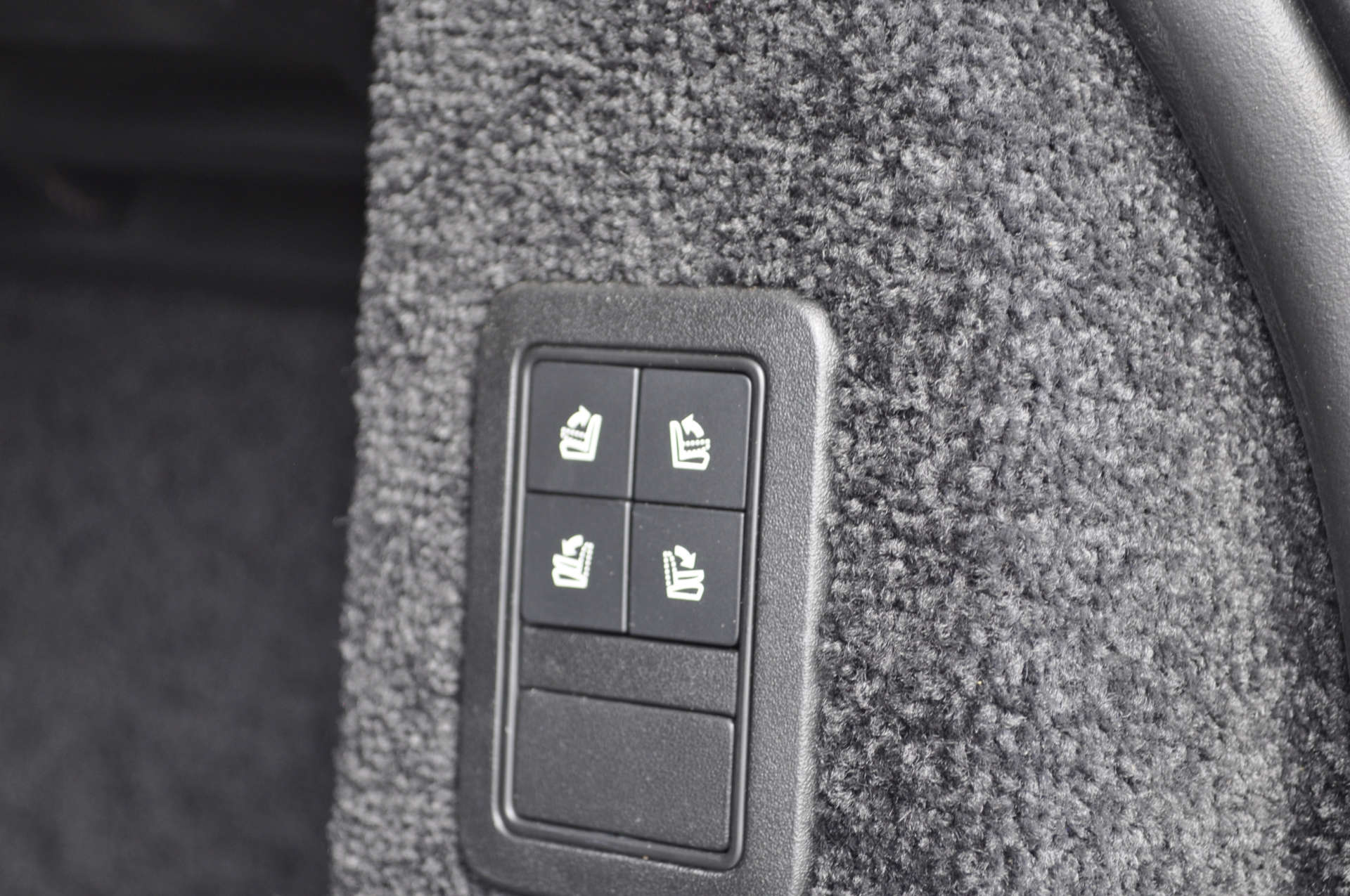 LAND ROVER RANGE ROVER 4.4 Range Rover Autobiography SDV8 Auto 4WD 5dr #33