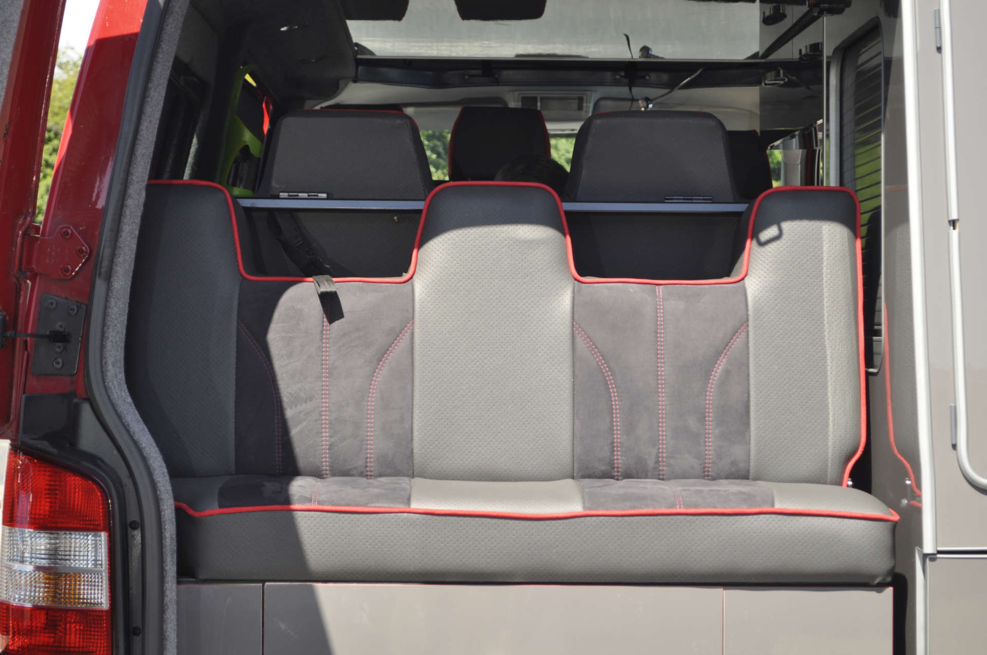 VOLKSWAGEN TRANSPORTER 2.0 Transporter T30, 4 Berth, Camper Conversion, 140 TDI SWB Auto #19