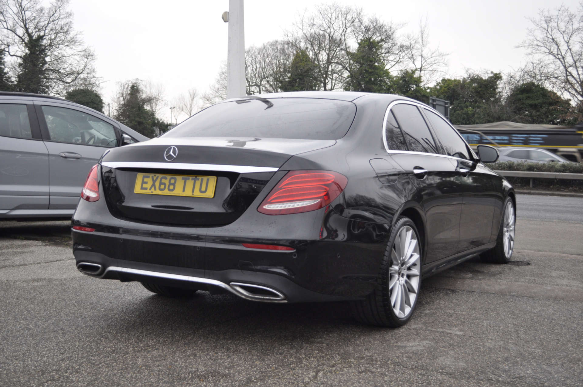MERCEDES-BENZ E-CLASS 2.0 E 220 D AMG Line Premium Auto 4dr #5