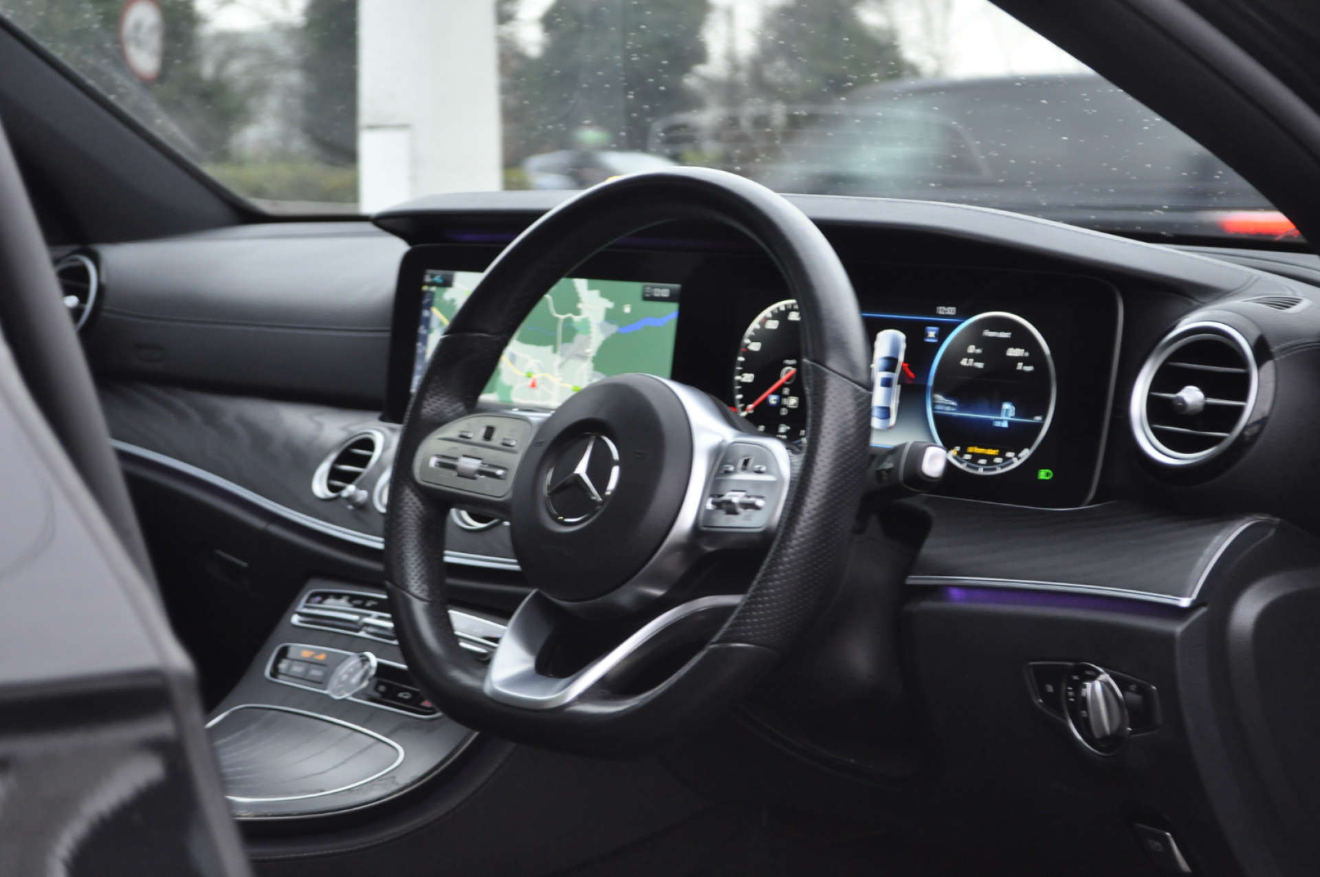 MERCEDES-BENZ E-CLASS 2.0 E 220 D AMG Line Premium Auto 4dr #6