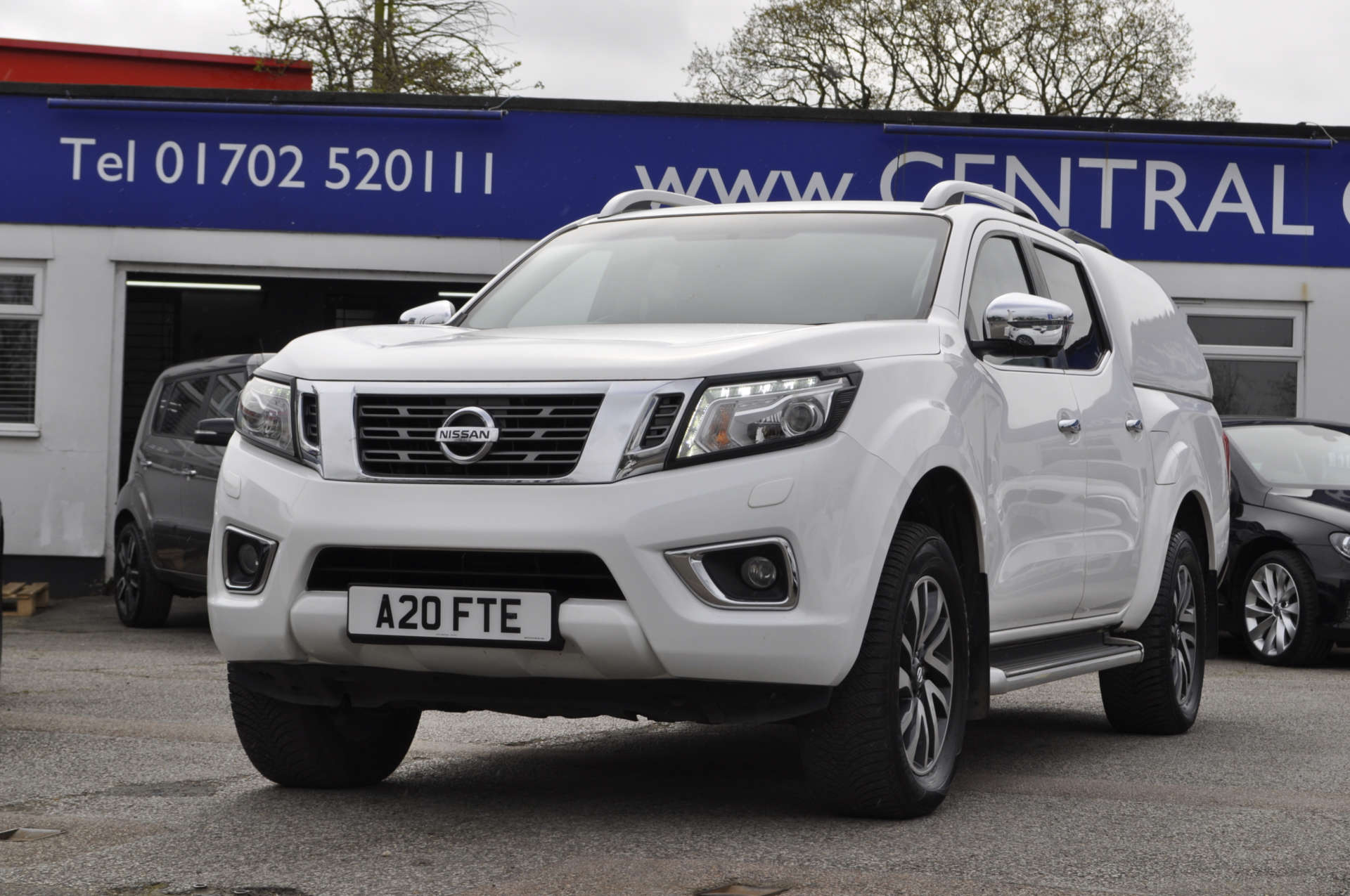NISSAN NAVARA 2.3 Navara Tekna dCi Auto 4WD 5dr #26