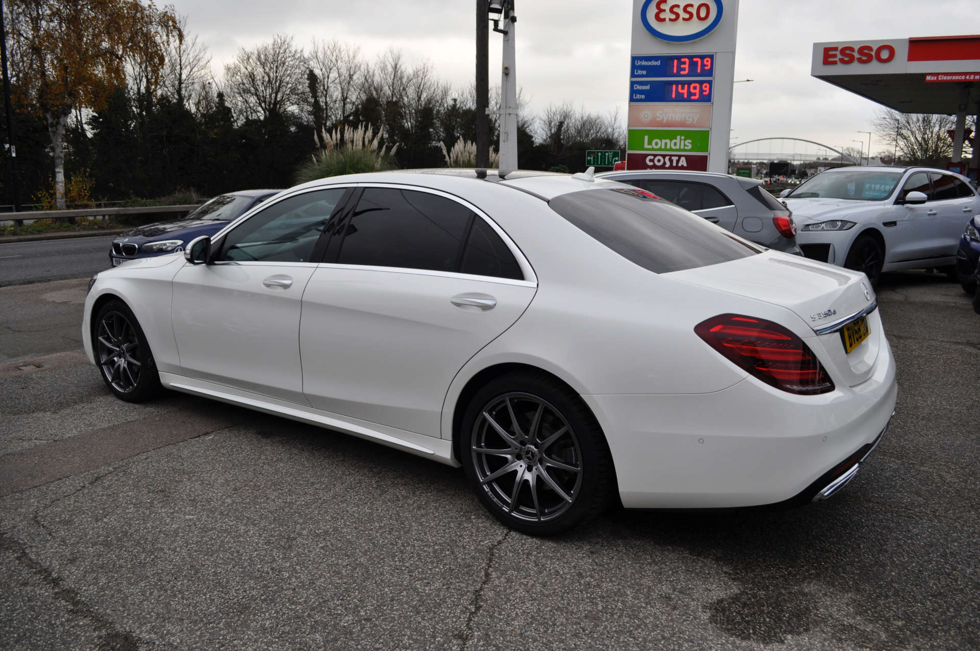 MERCEDES-BENZ S-CLASS 2.9 S 350 D L AMG Line Executive Premium+ Auto 4dr #6