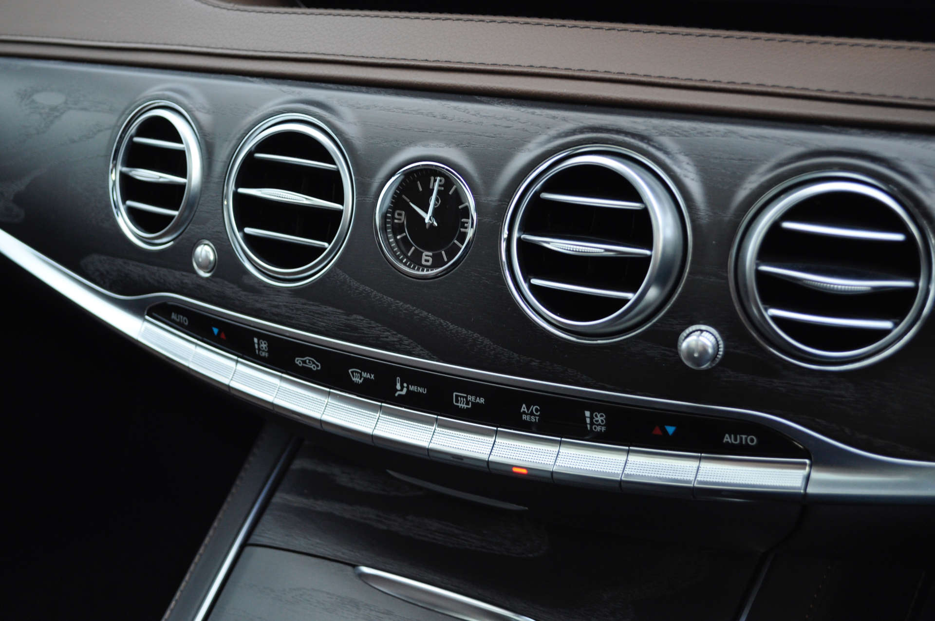 MERCEDES-BENZ S-CLASS 2.9 S 350 D L AMG Line Executive Premium+ Auto 4dr #36