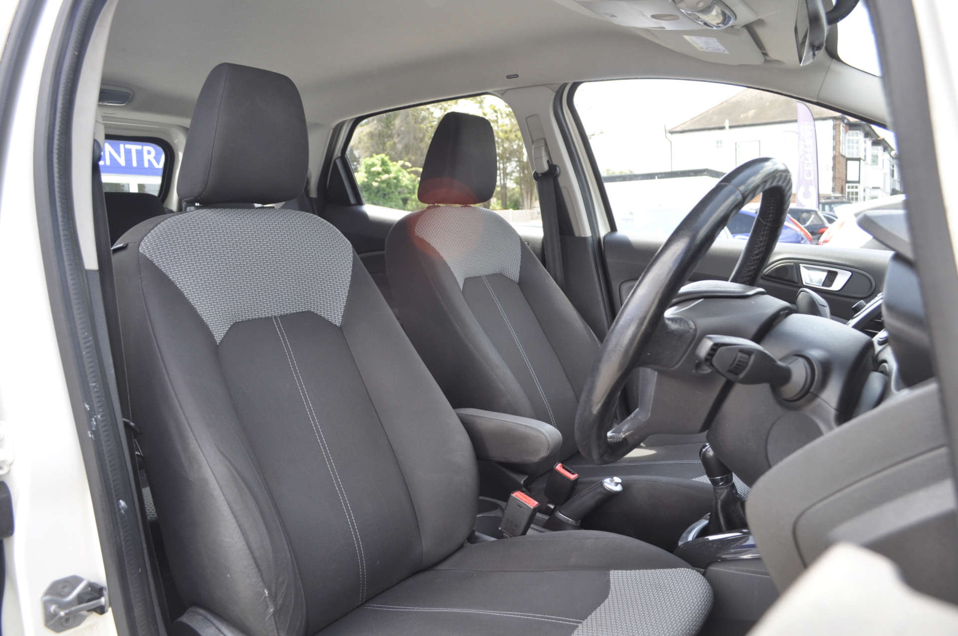 FORD ECOSPORT 1.5 EcoSport Titanium TDCI 5dr #7