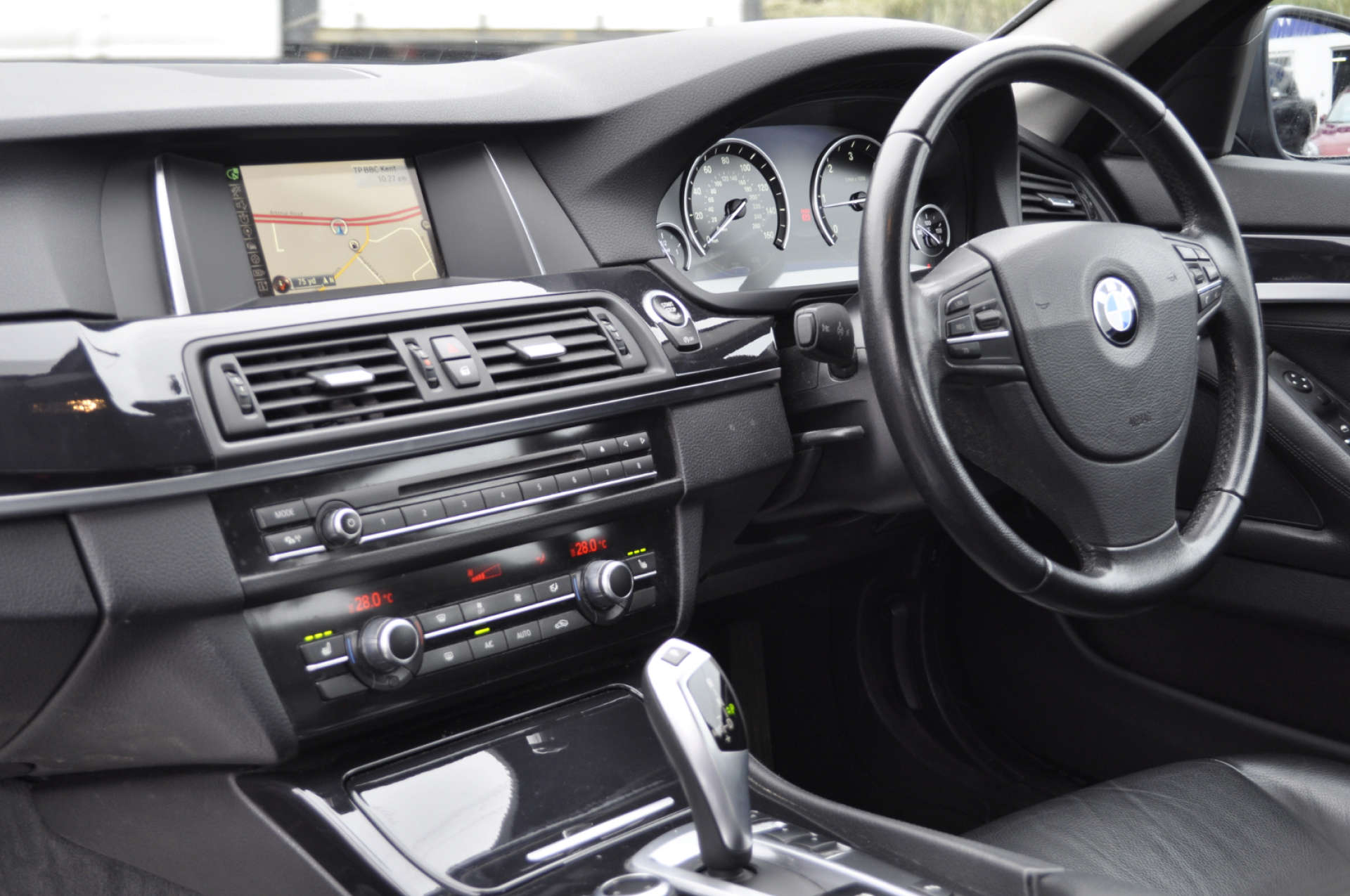 BMW 5 SERIES 2.0 520d SE Auto 4dr #10