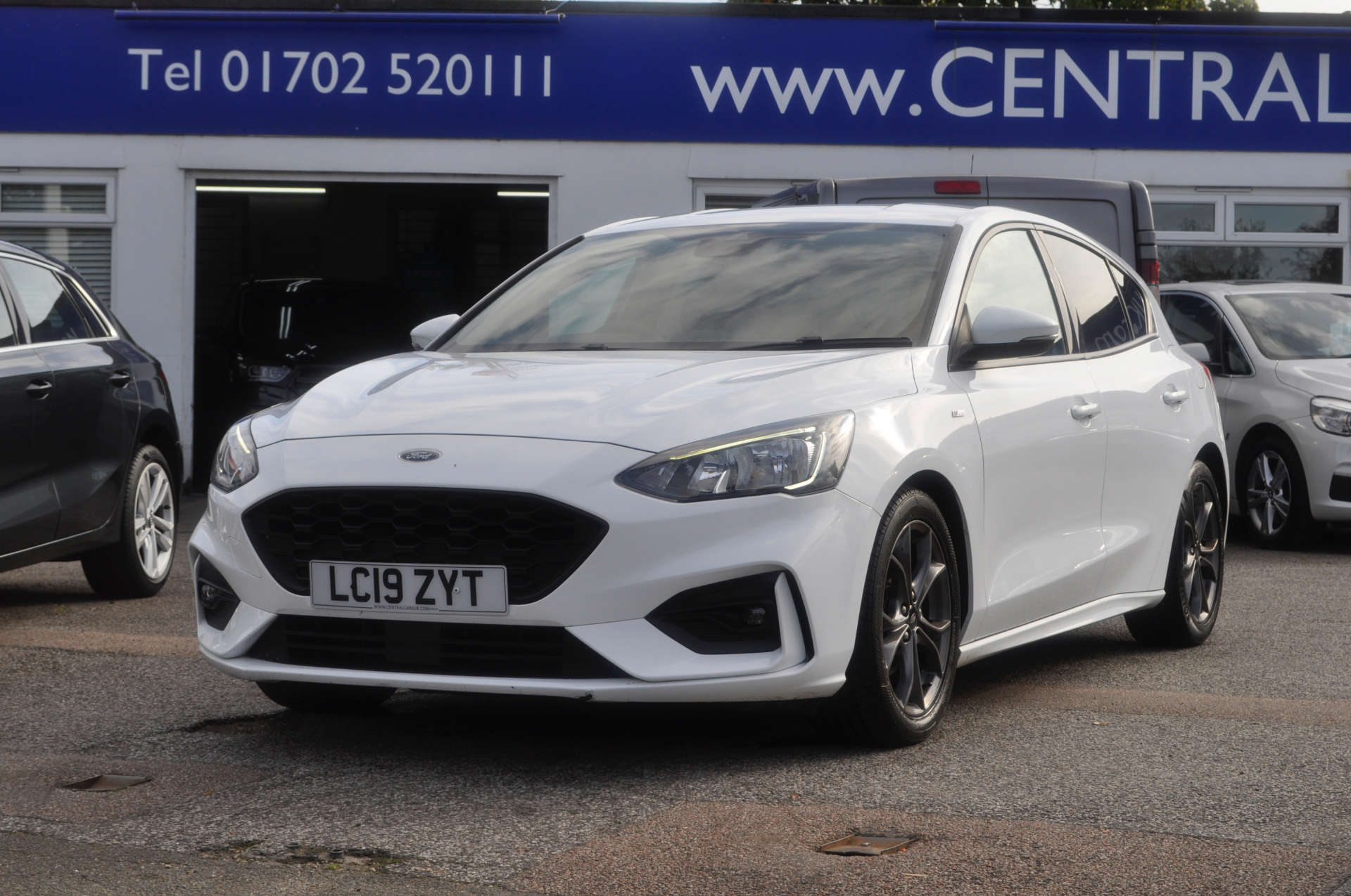 FORD FOCUS 1.0 FOCUS ST-LINE 5dr #3