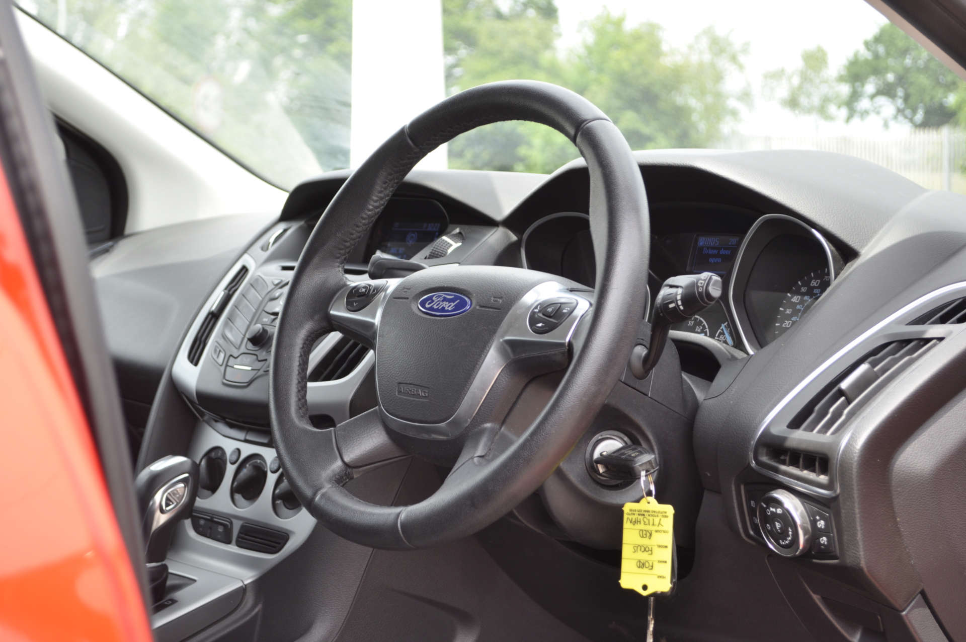 FORD FOCUS 1.6 Focus Zetec 125 Auto 5dr #7