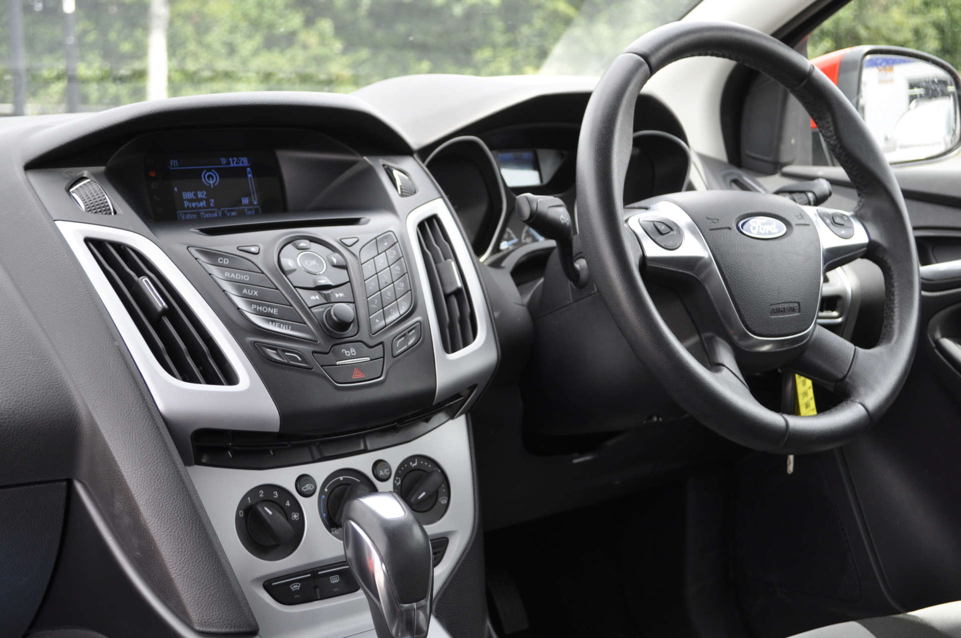 FORD FOCUS 1.6 Focus Zetec 125 Auto 5dr #12