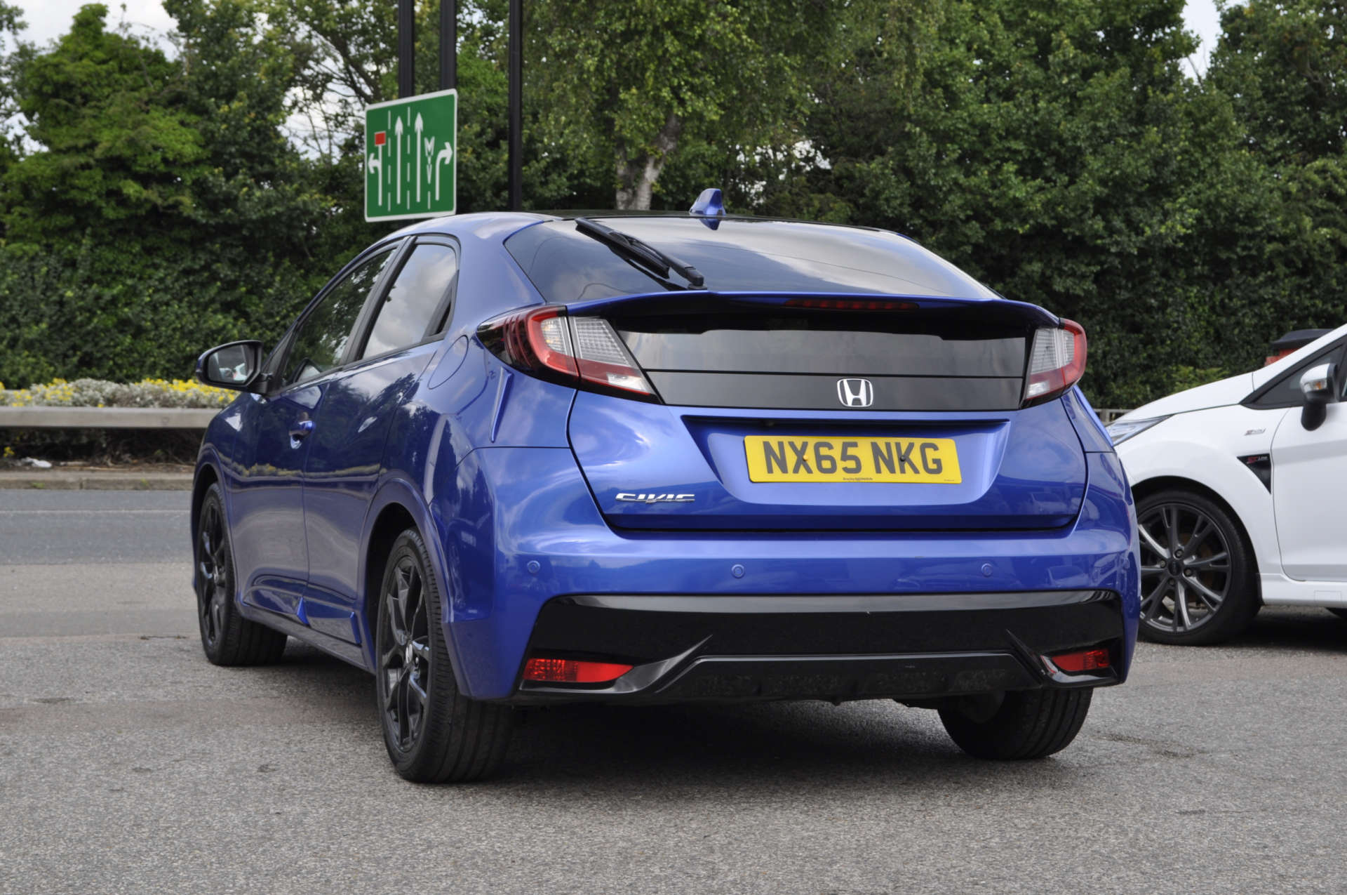 HONDA CIVIC 1.8 Civic i-VTec Sport Navi 5dr #4