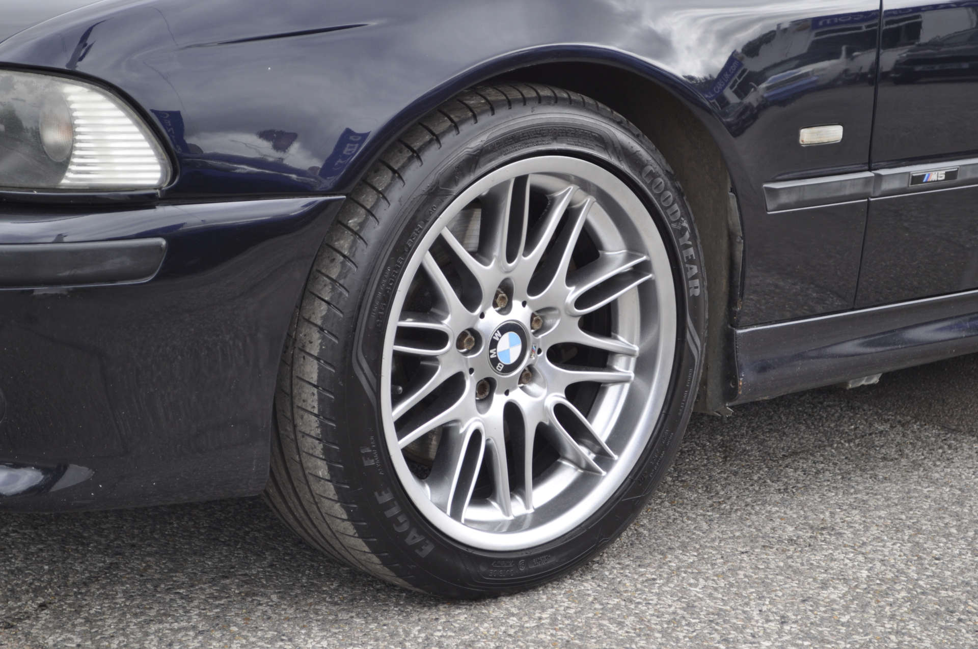 BMW 5 SERIES 4.9 M5 4dr #24